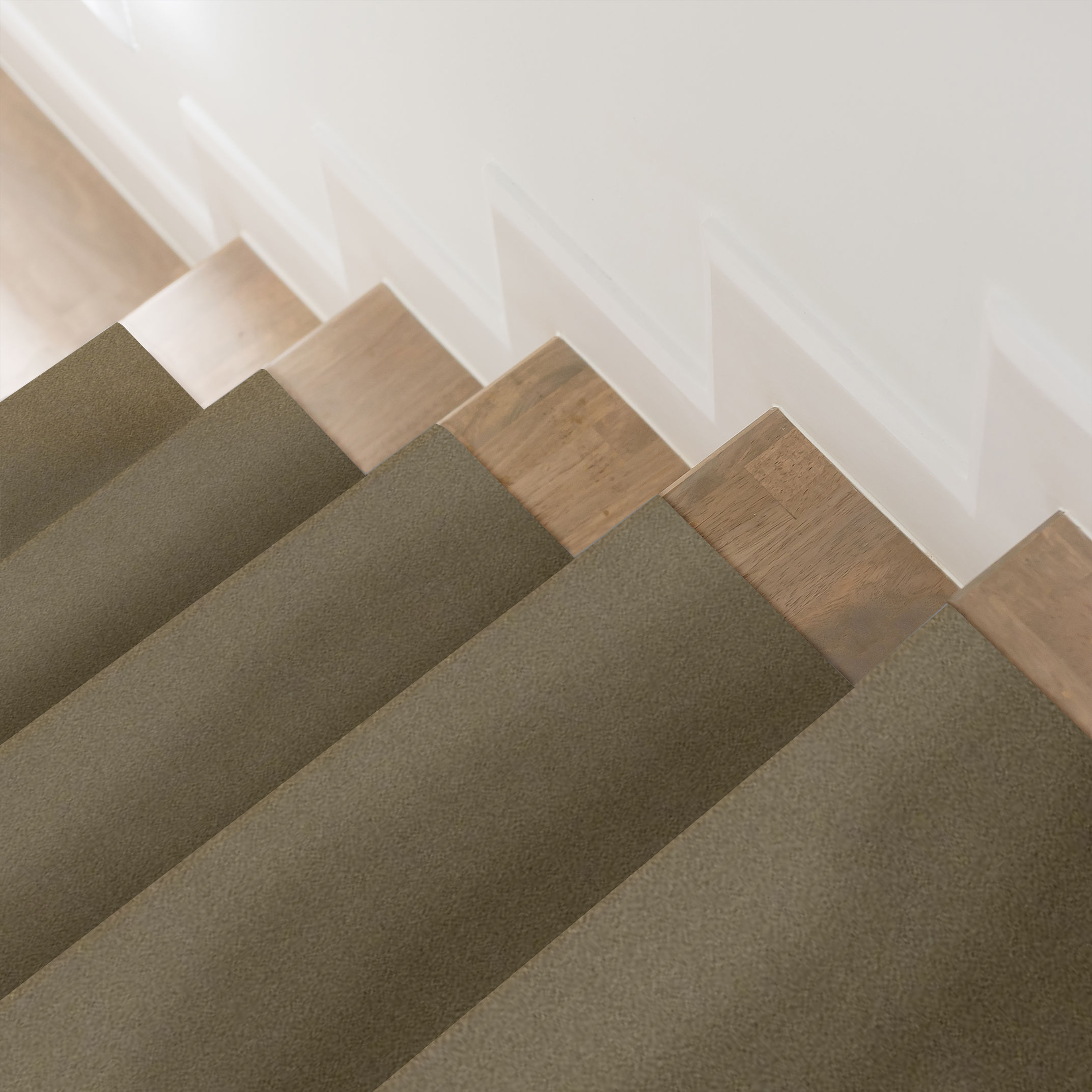 PERFECT CHOICE SLEEK SUEDE ROOM