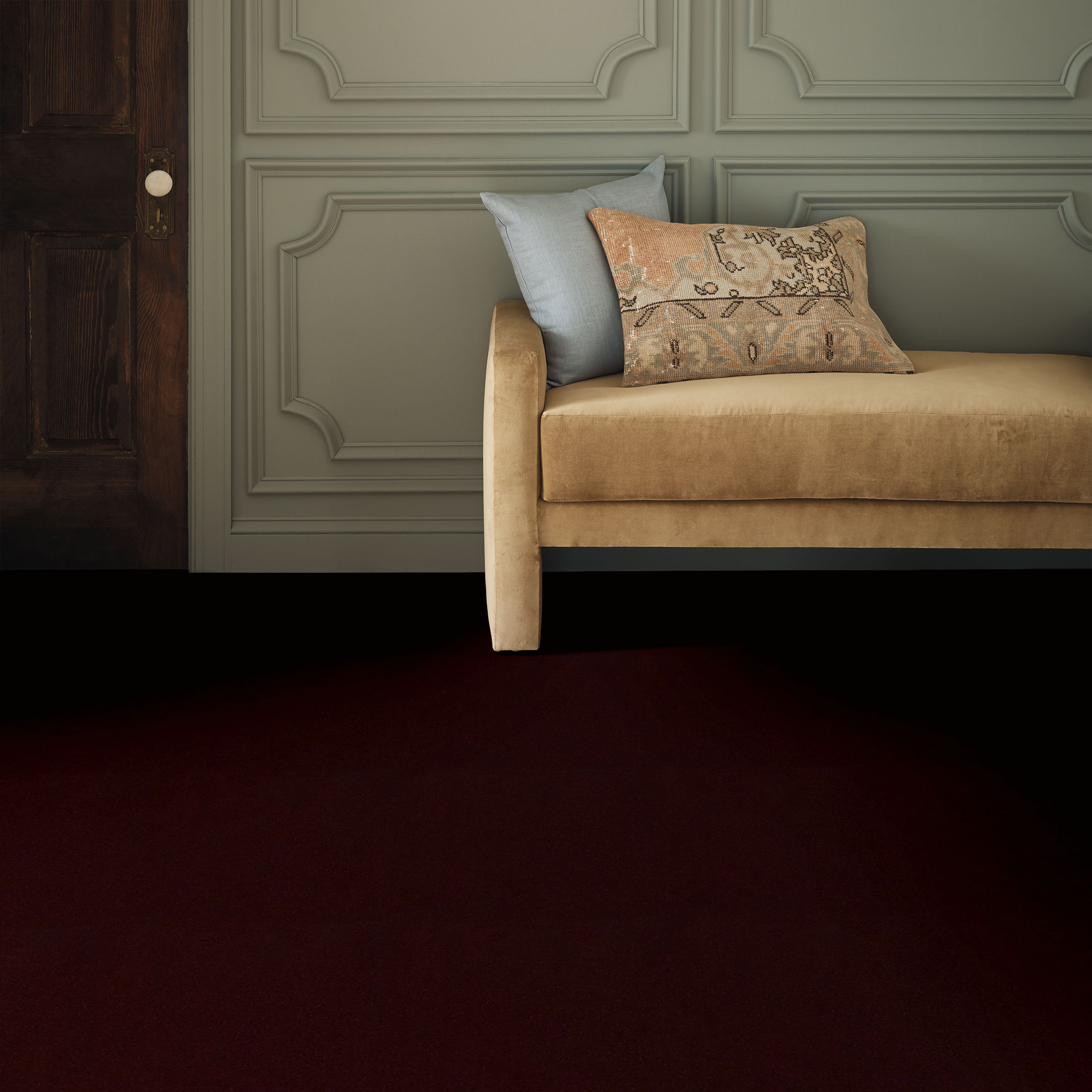 PERFECT CHOICE SCARLET ROOM