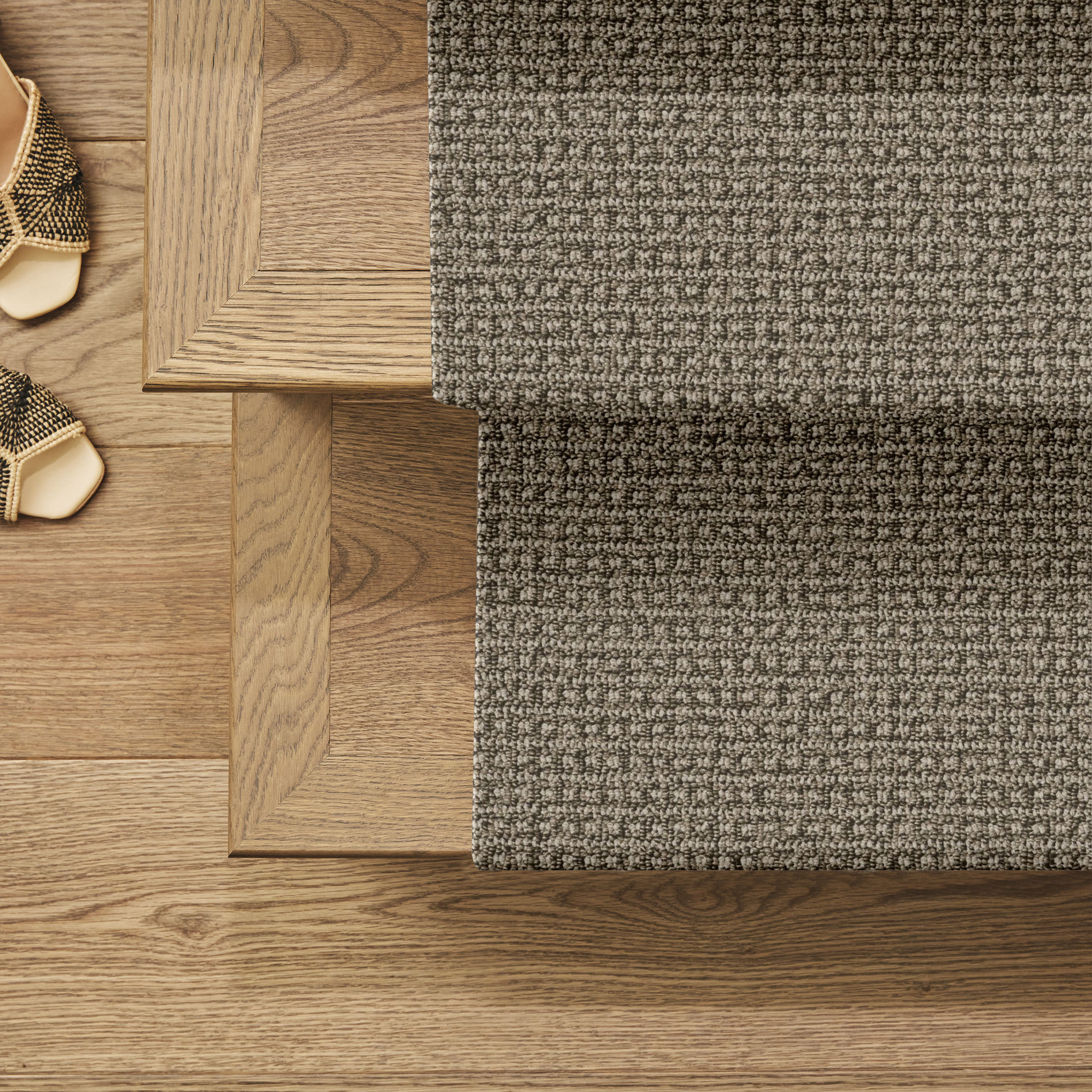 FETCH DESERT PALM ROOM