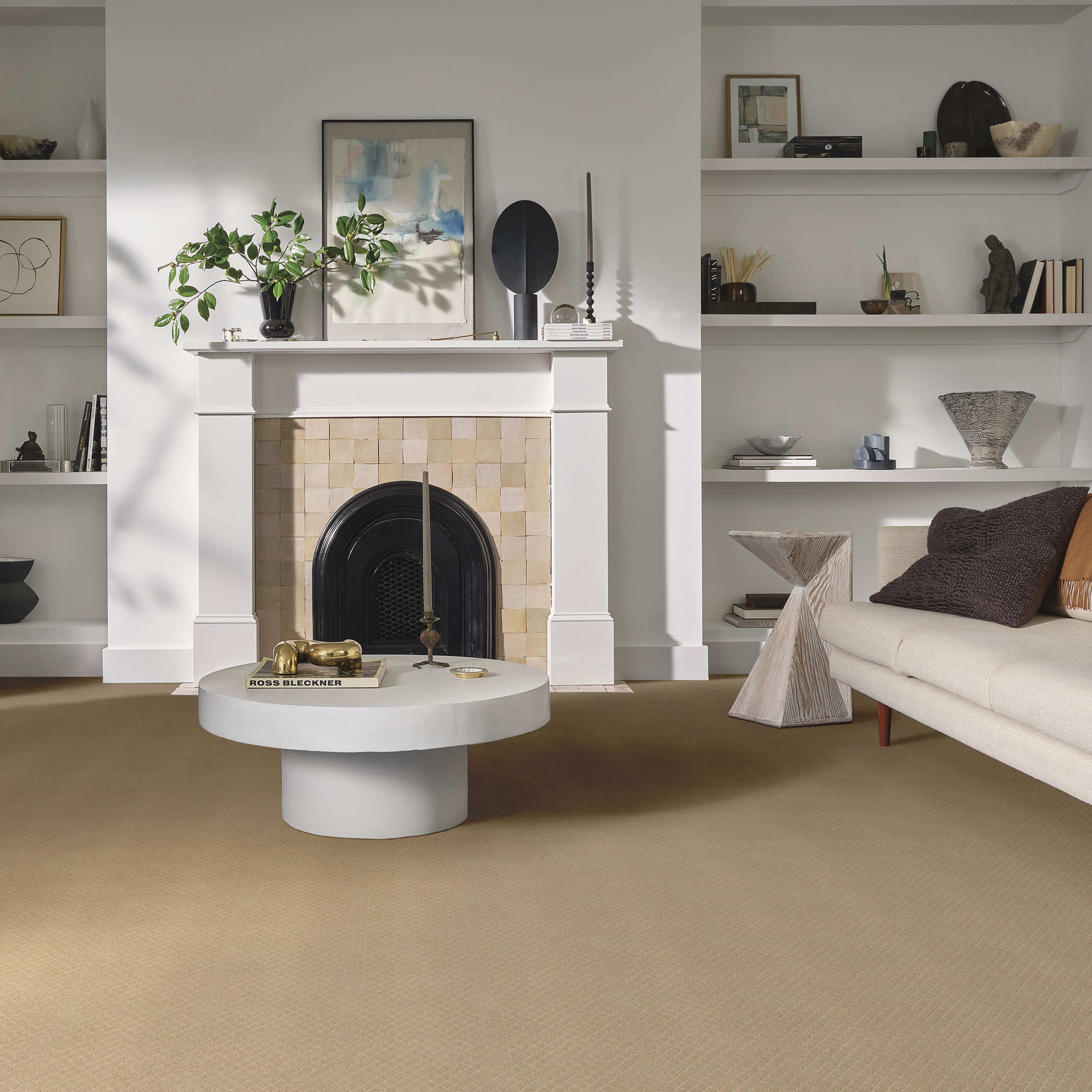 PAWNACHE MONTEREY ROOM