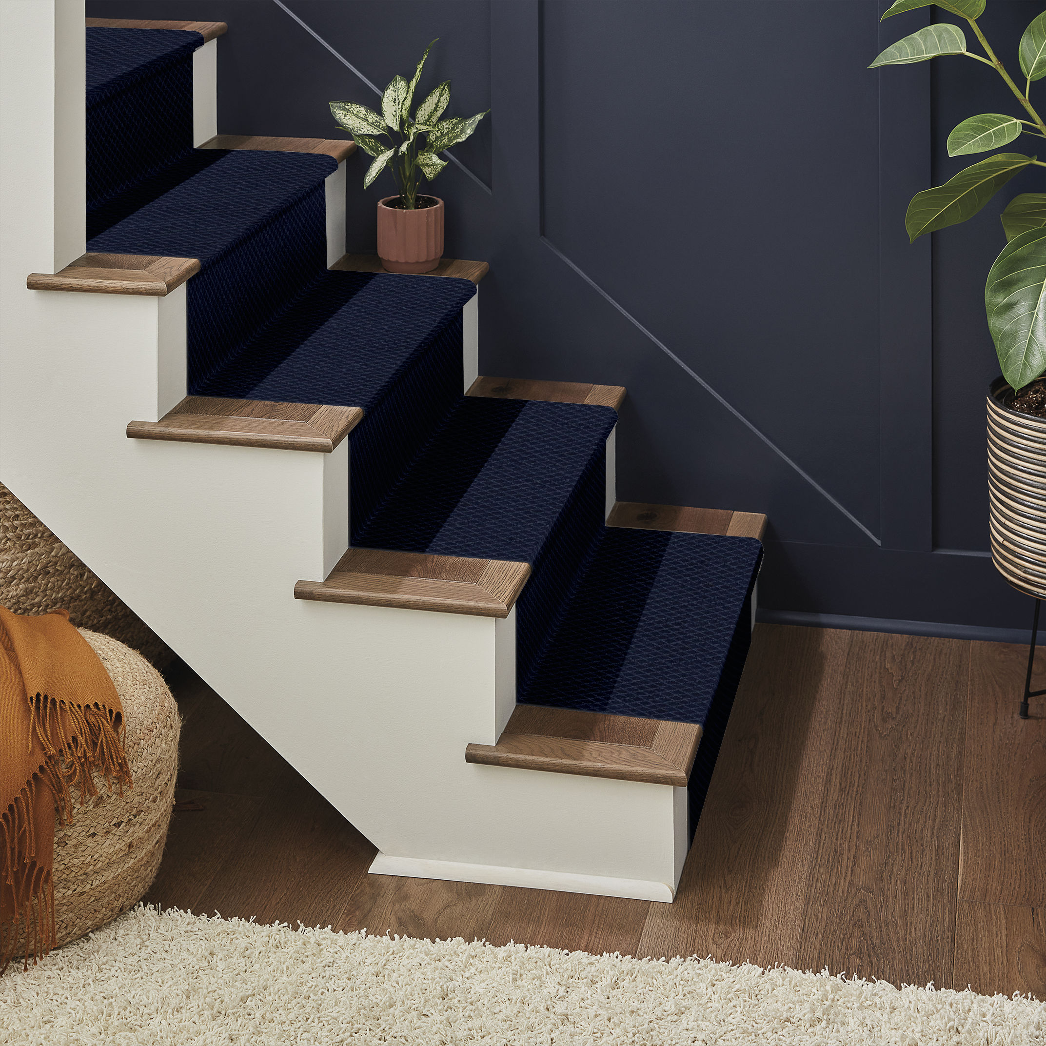 PAWNACHE DOWNPOUR ROOM