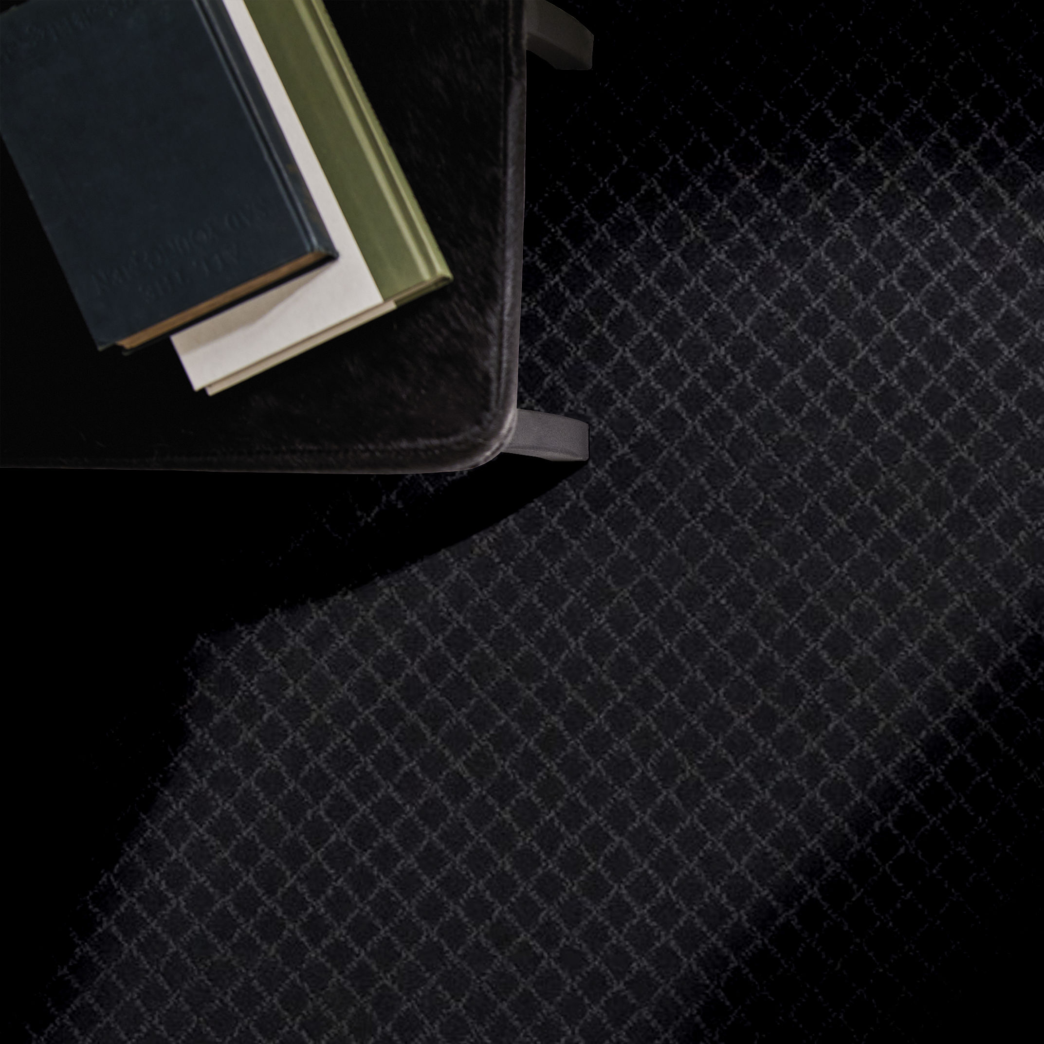 PAWNACHE NIGHT SHADE ROOM