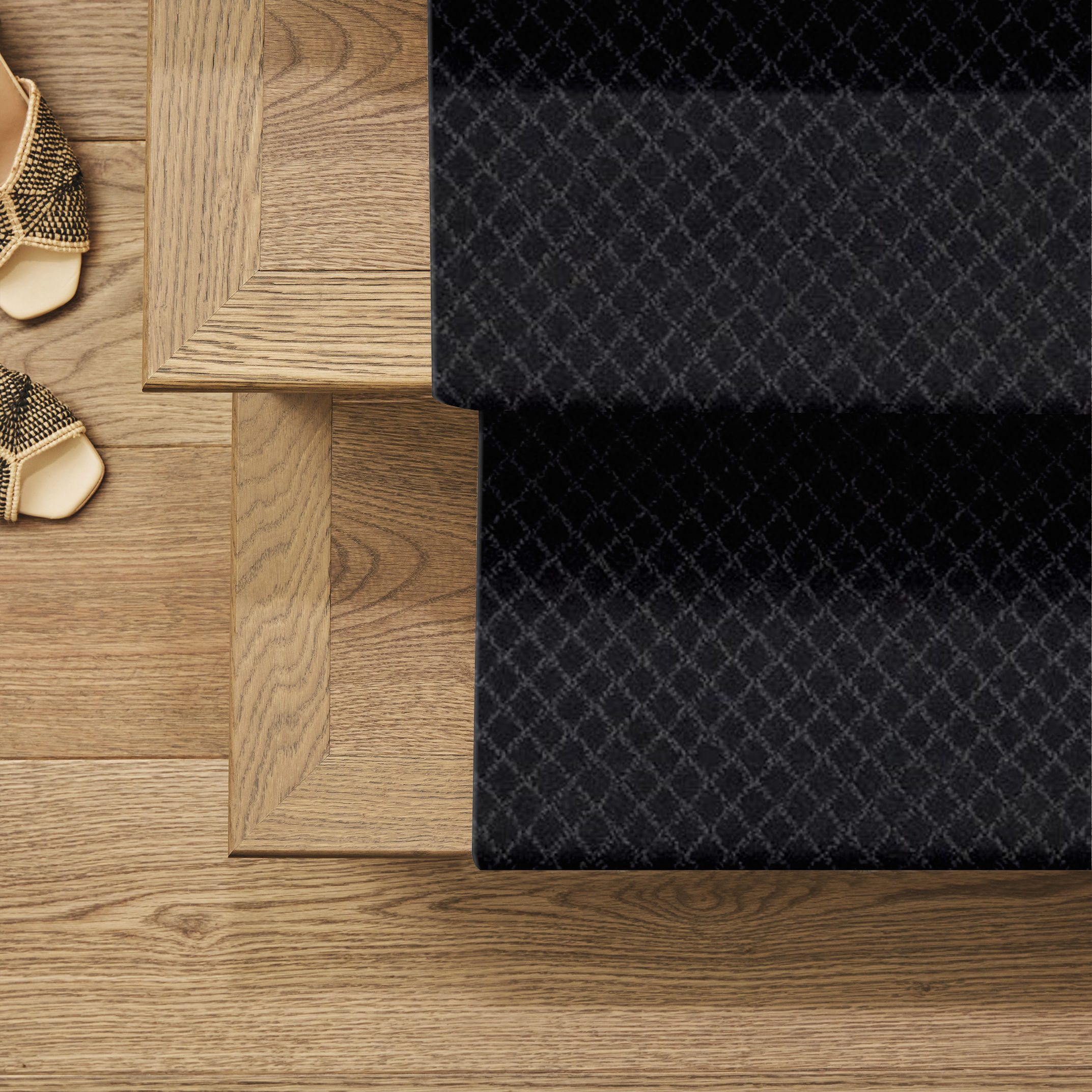 PAWNACHE NIGHT SHADE ROOM