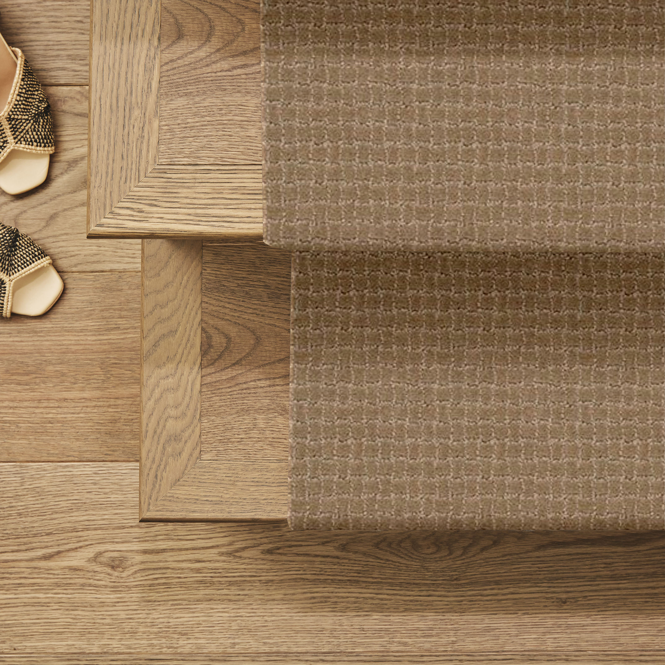 PAWSTRUCK PEANUT SHELL ROOM