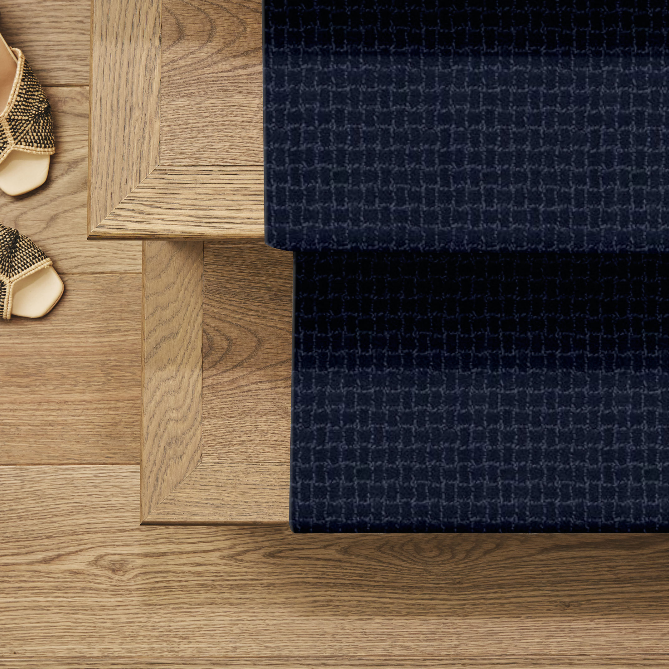 PAWSTRUCK DOWNPOUR ROOM