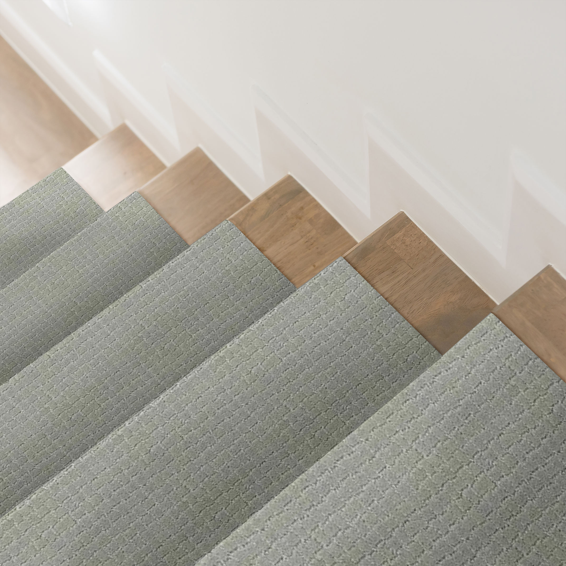 PAWSTRUCK MISTY LAKE ROOM