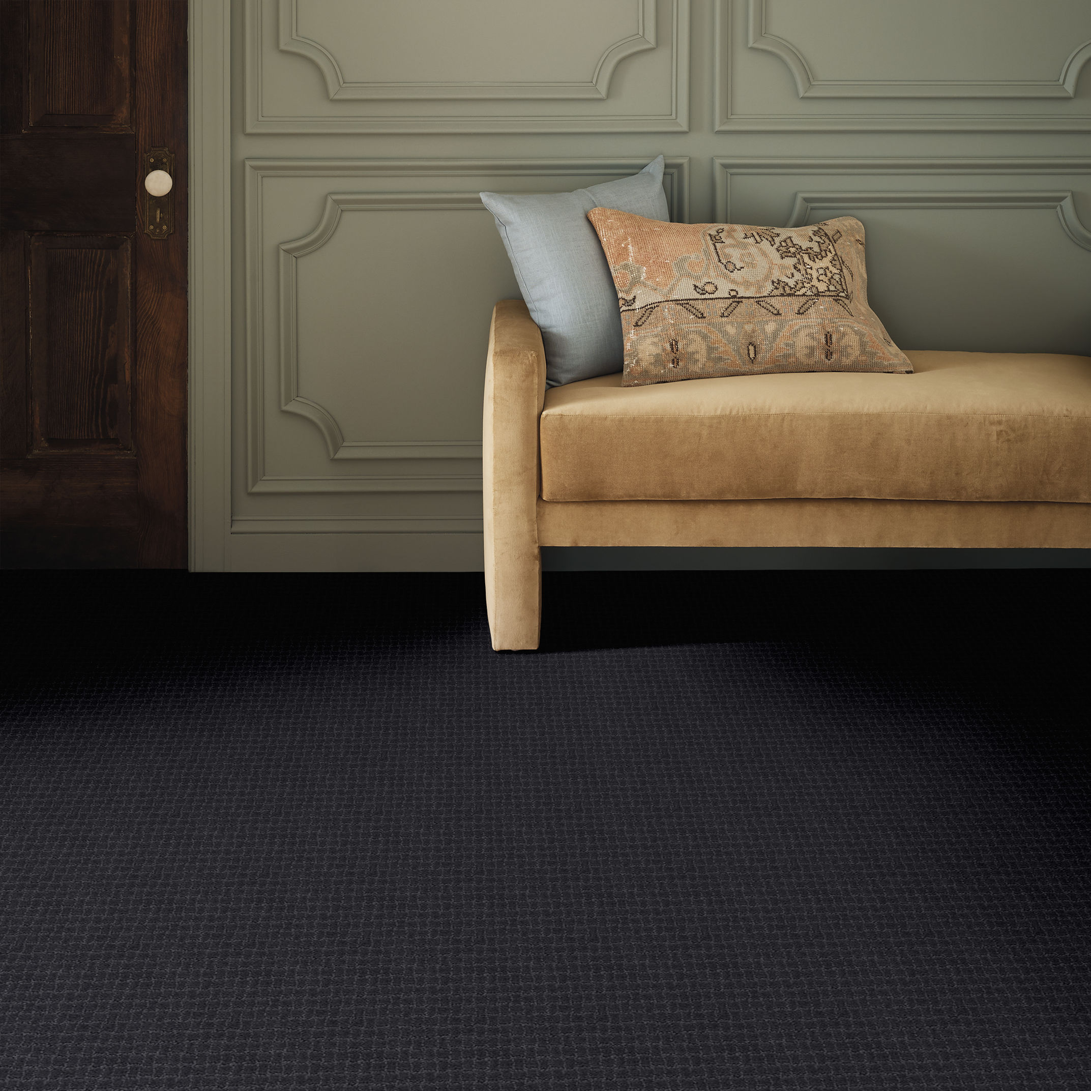 PAWSTRUCK NIGHT SHADE ROOM