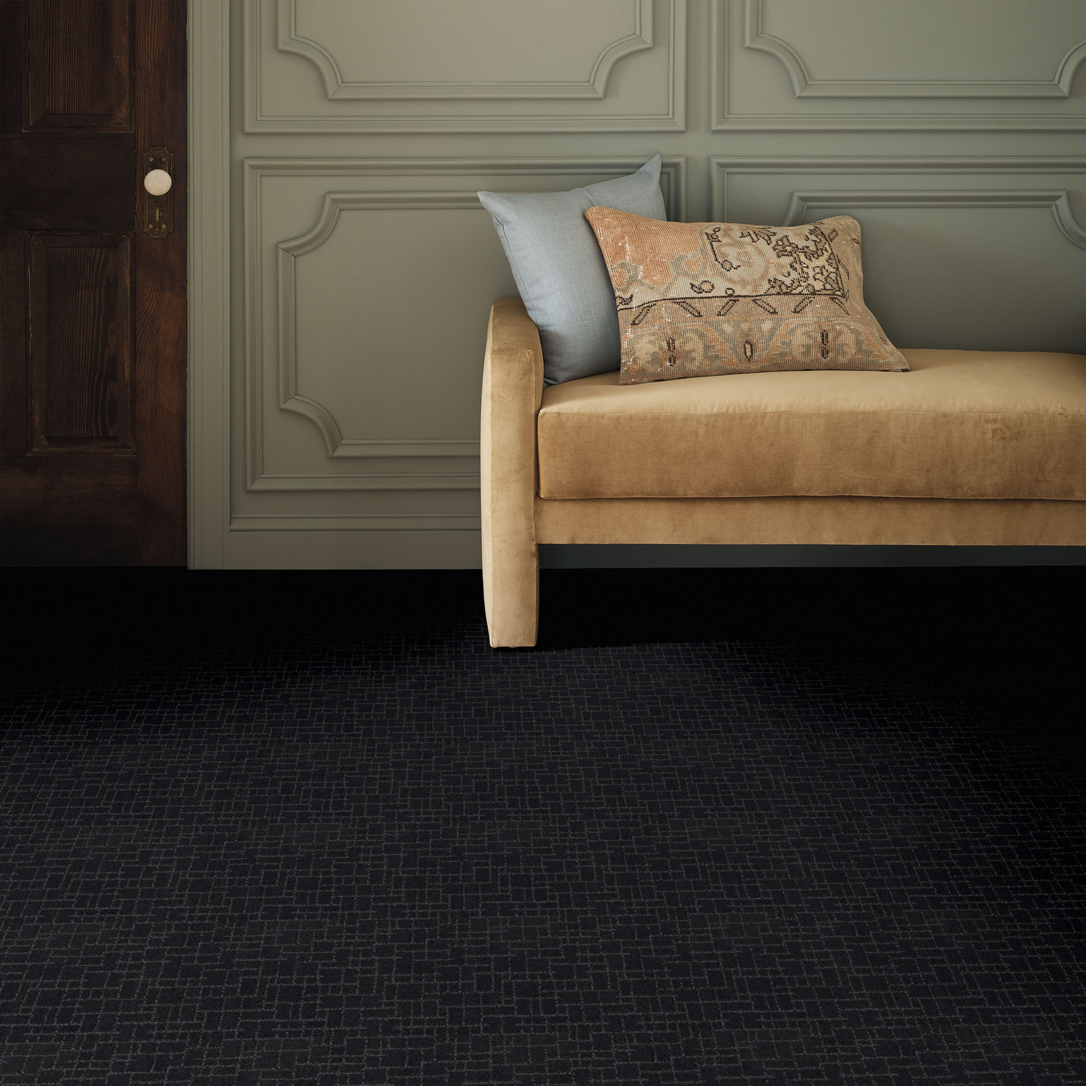 FAUX PAW NIGHT SHADE ROOM