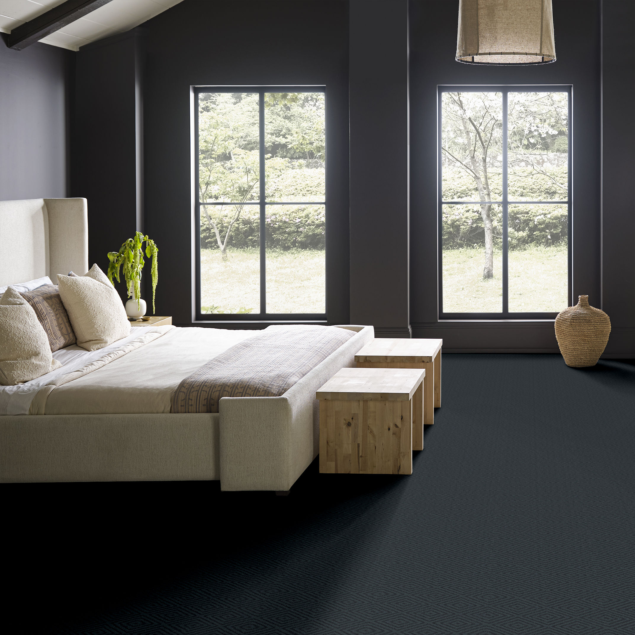 ARISTOCRAT SOLSTICE ROOM