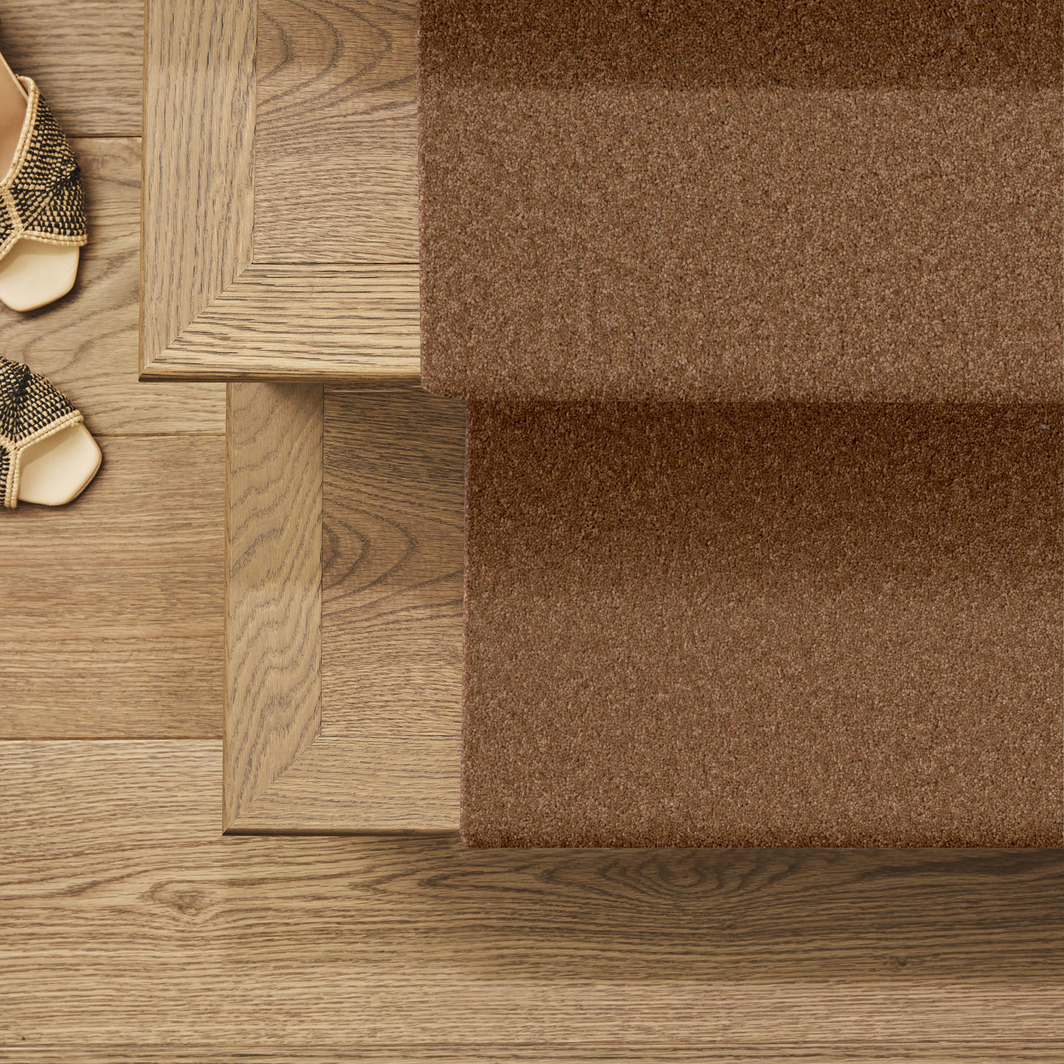 ENCHANTING AUTUMN GLAZE ROOM