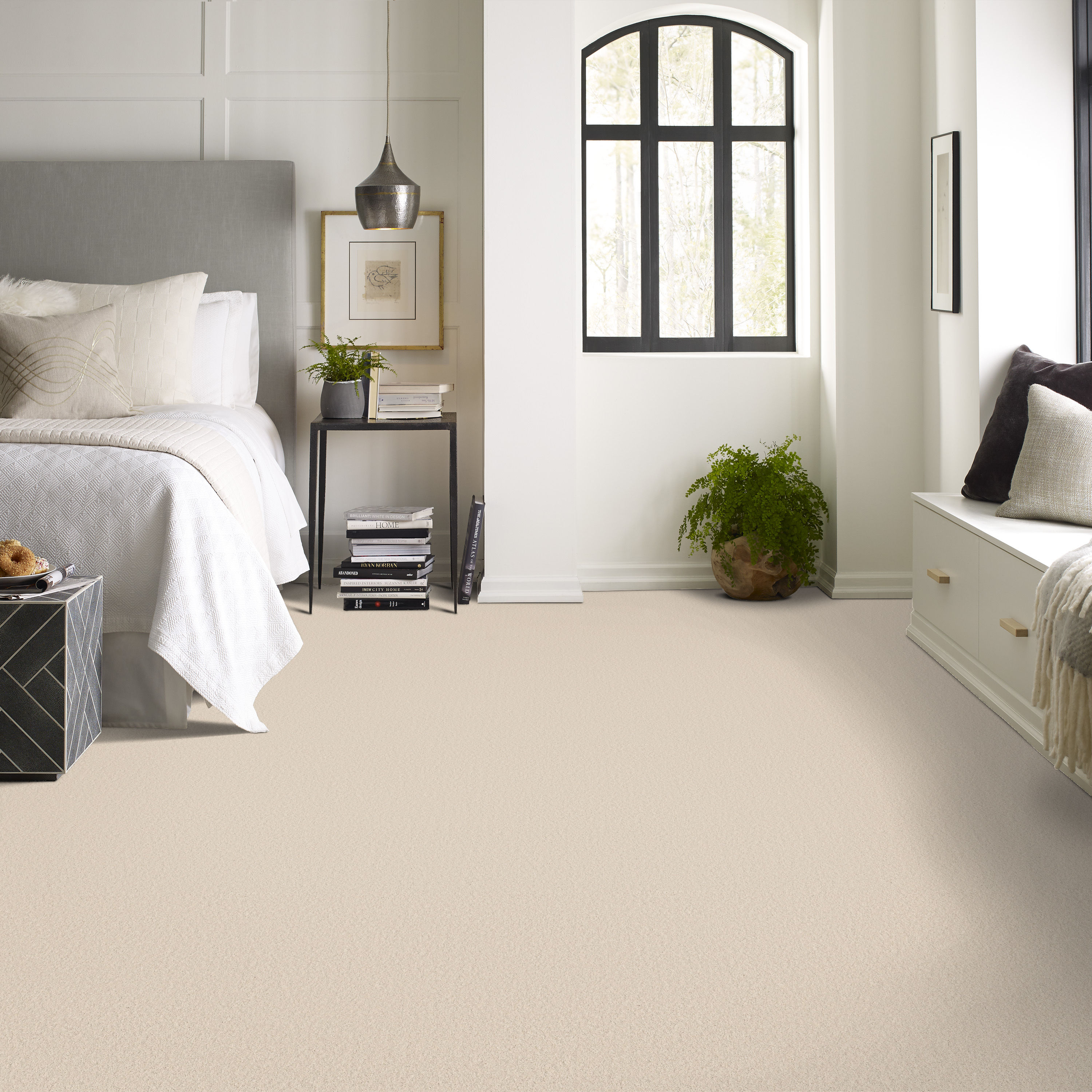 ENDURING CHARM ANGORA ROOM in room