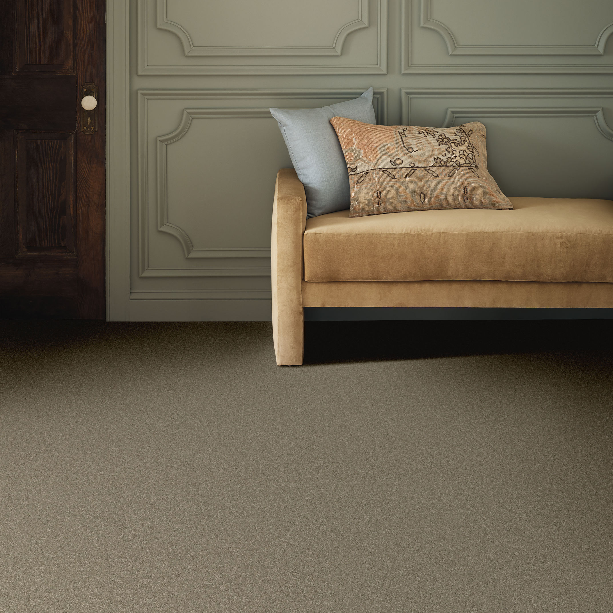 ENDURING CHARM SLATE ROOM