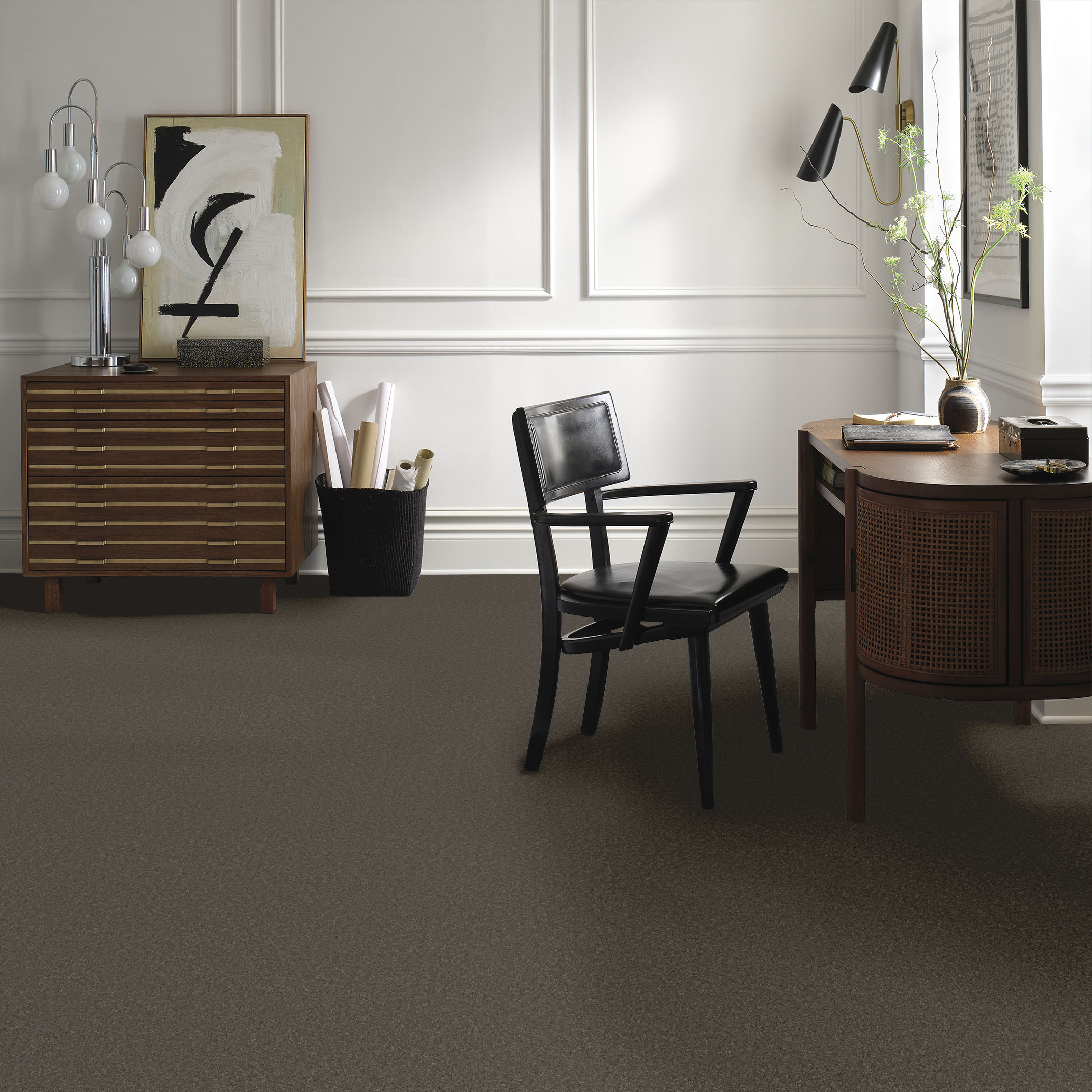 ENDURING CHARM HIGHRISE ROOM