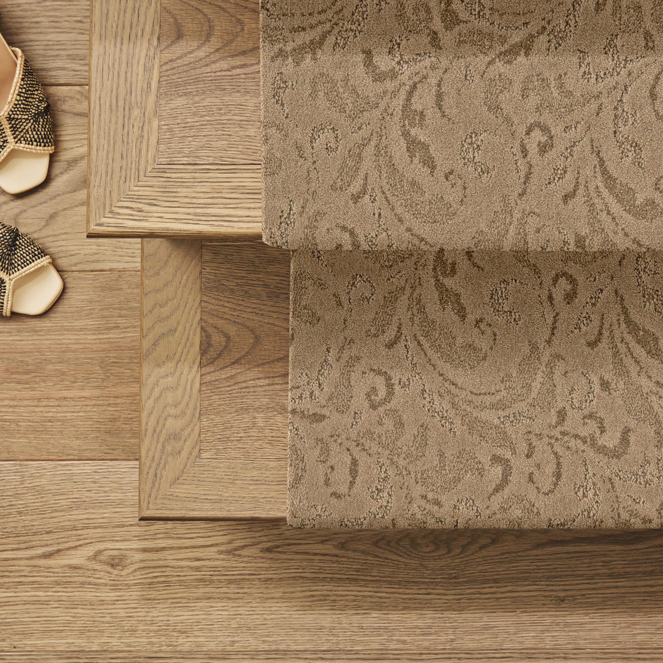 CHARISMATIC SUMMERWOOD ROOM