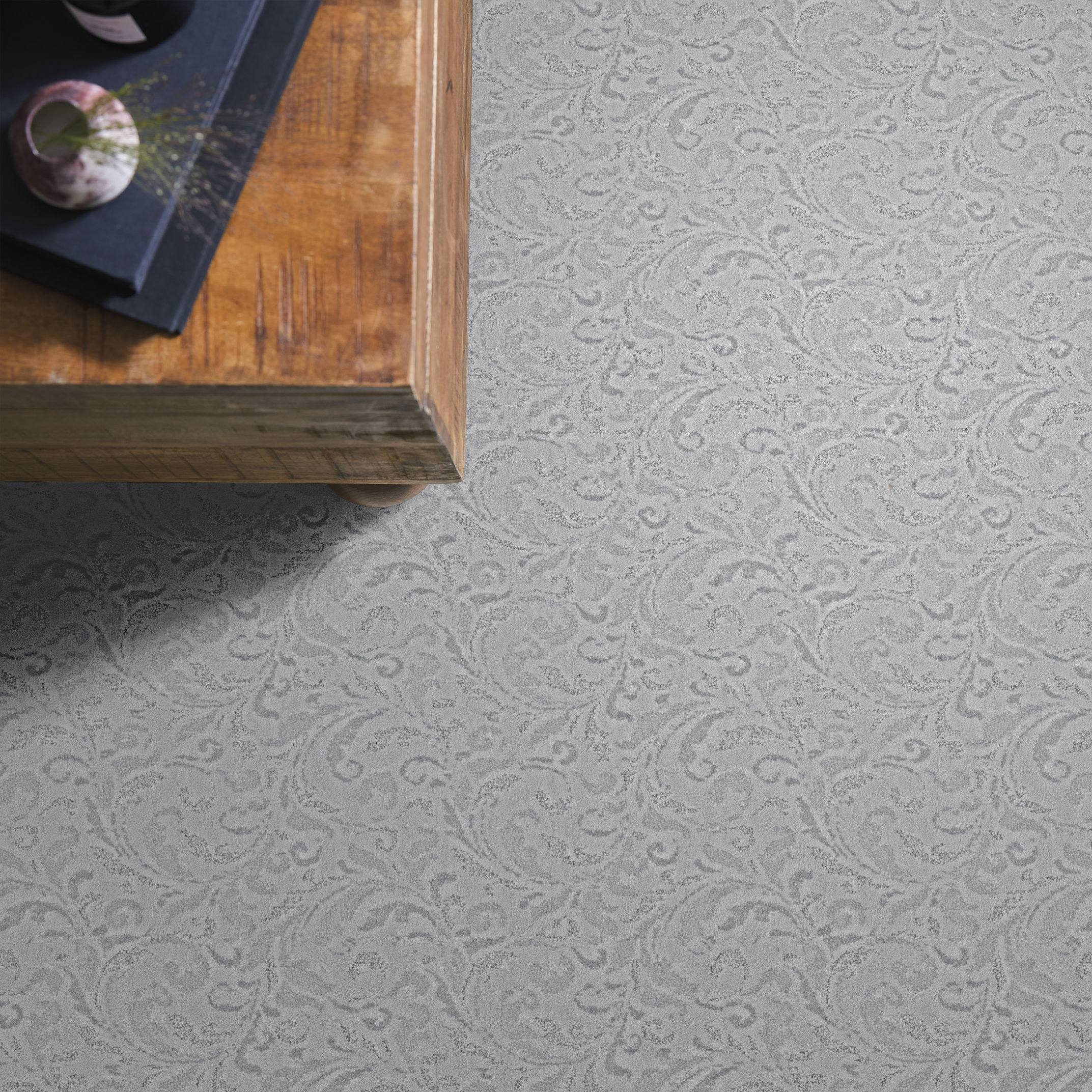 CHARISMATIC ETHEREAL ROOM