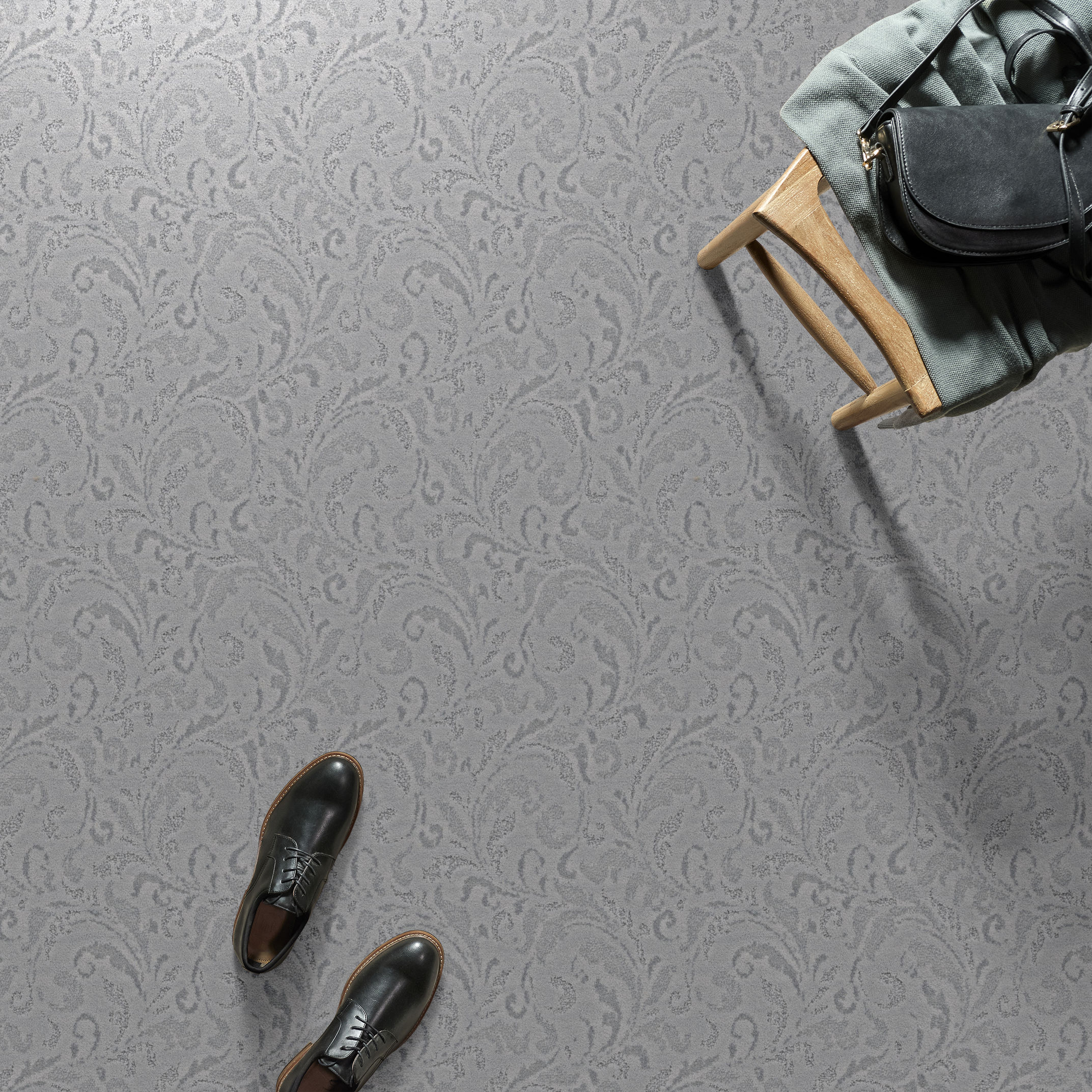 CHARISMATIC ETHEREAL ROOM