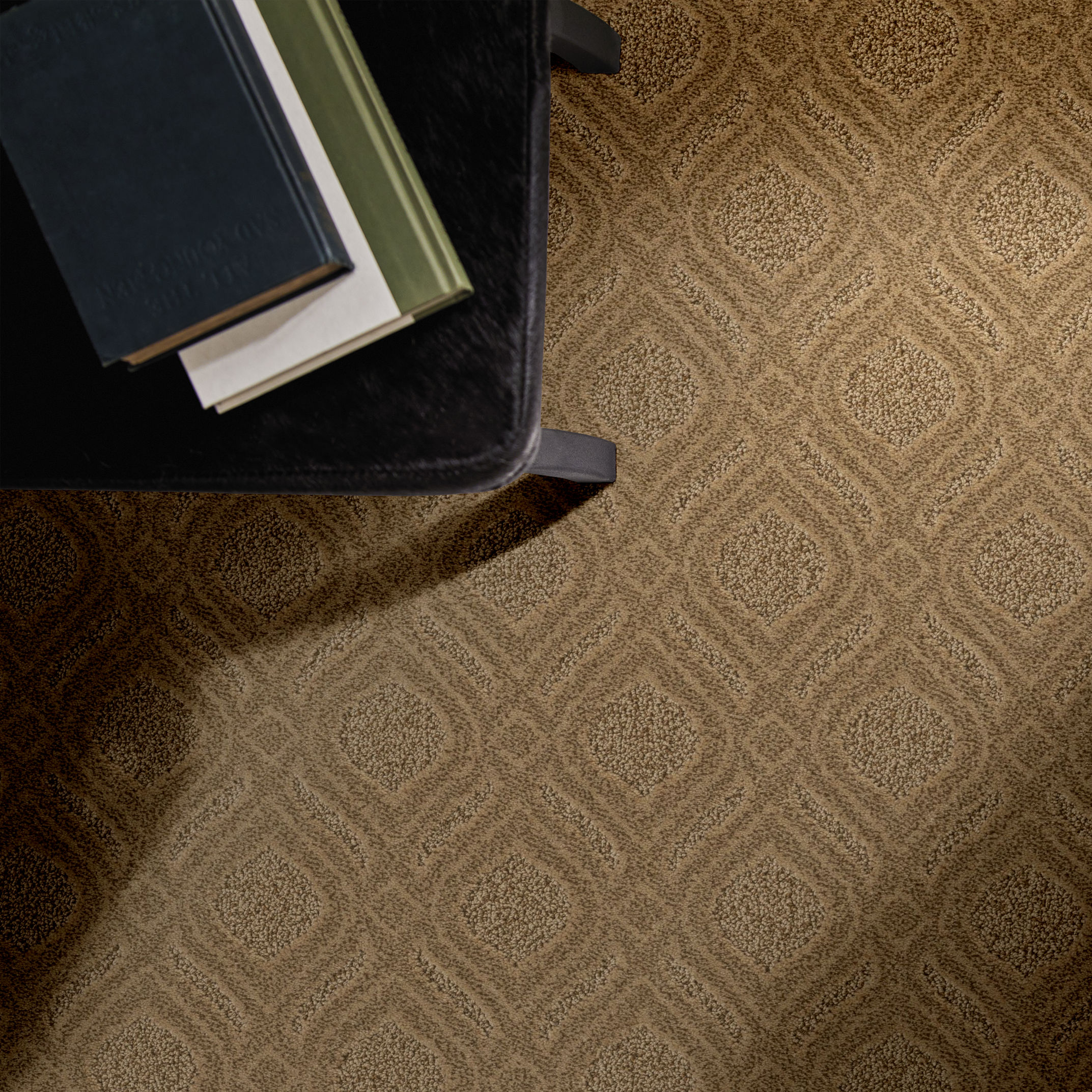 EXPRESSIVE SUMMERWOOD ROOM