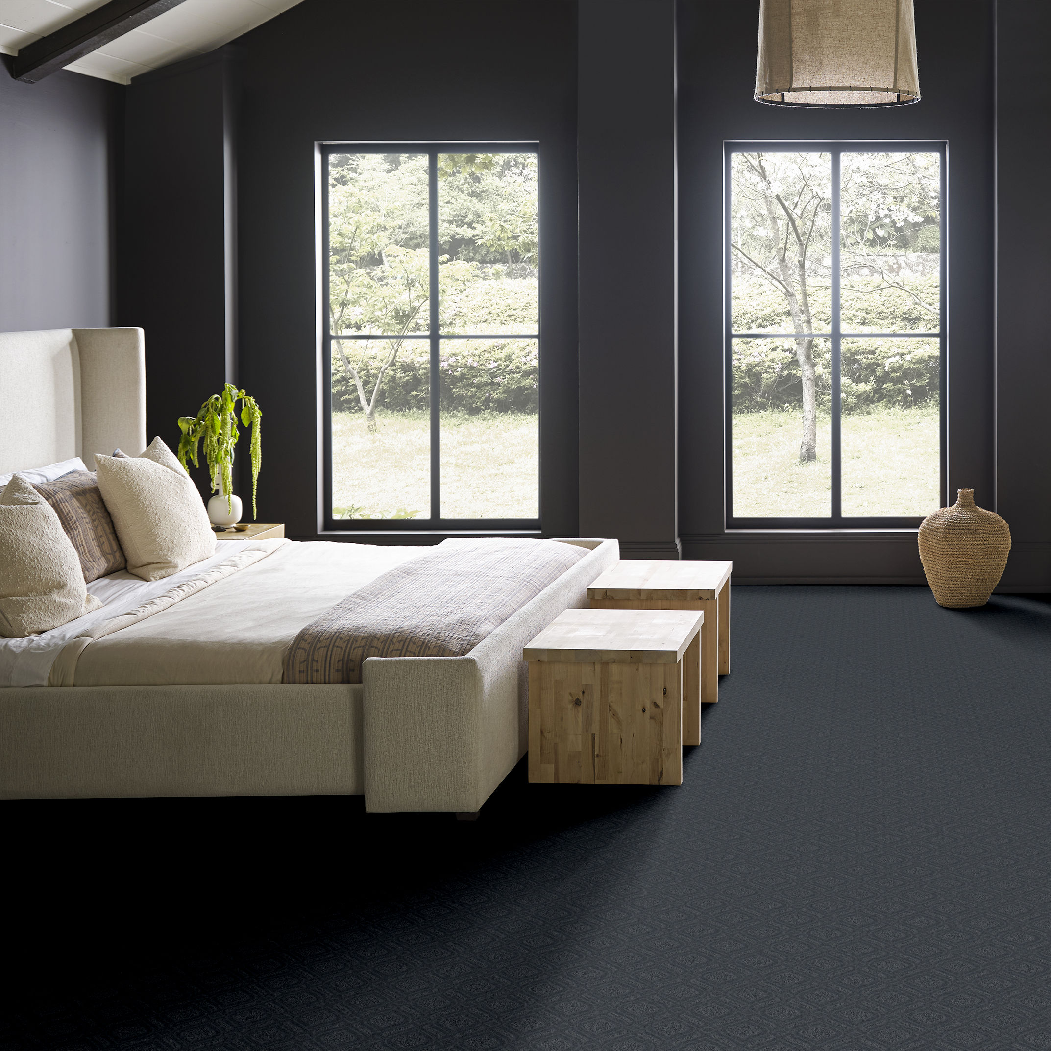 EXPRESSIVE GRAY SKIES ROOM