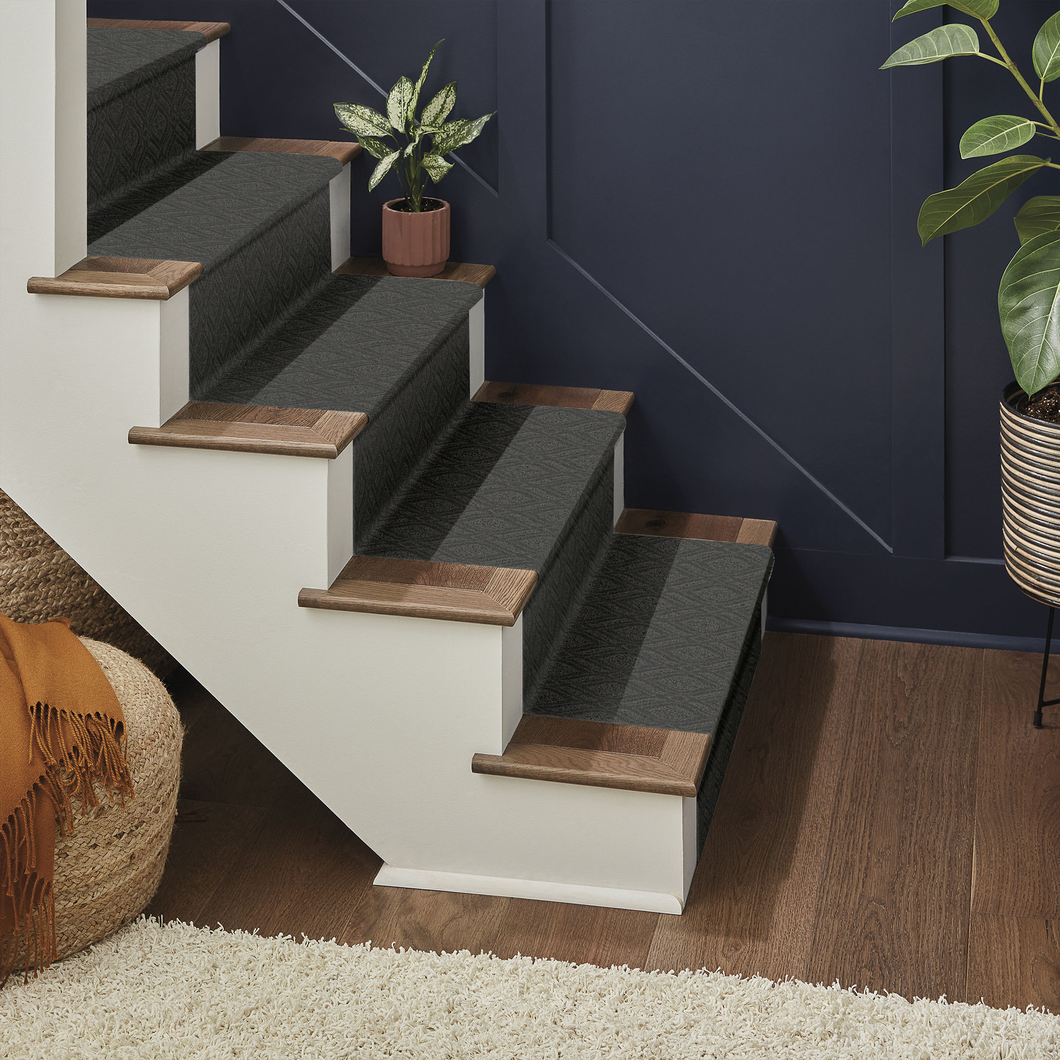 EXPRESSIVE IN THE SHADE ROOM