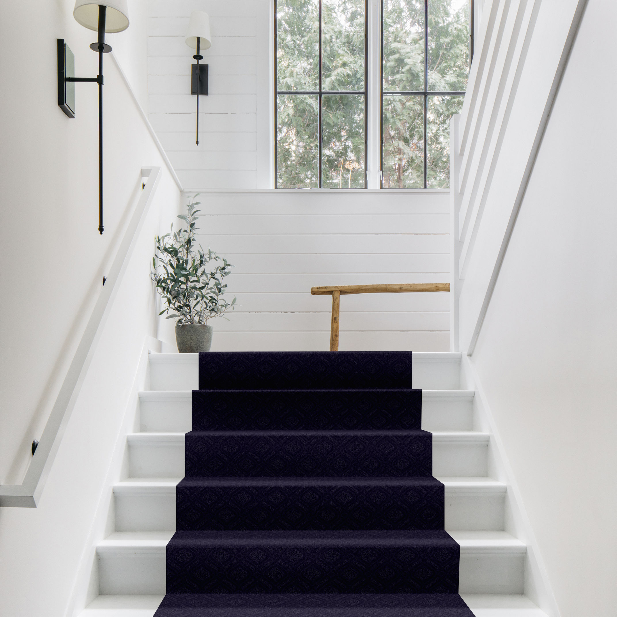 EXPRESSIVE DARK LILAC ROOM