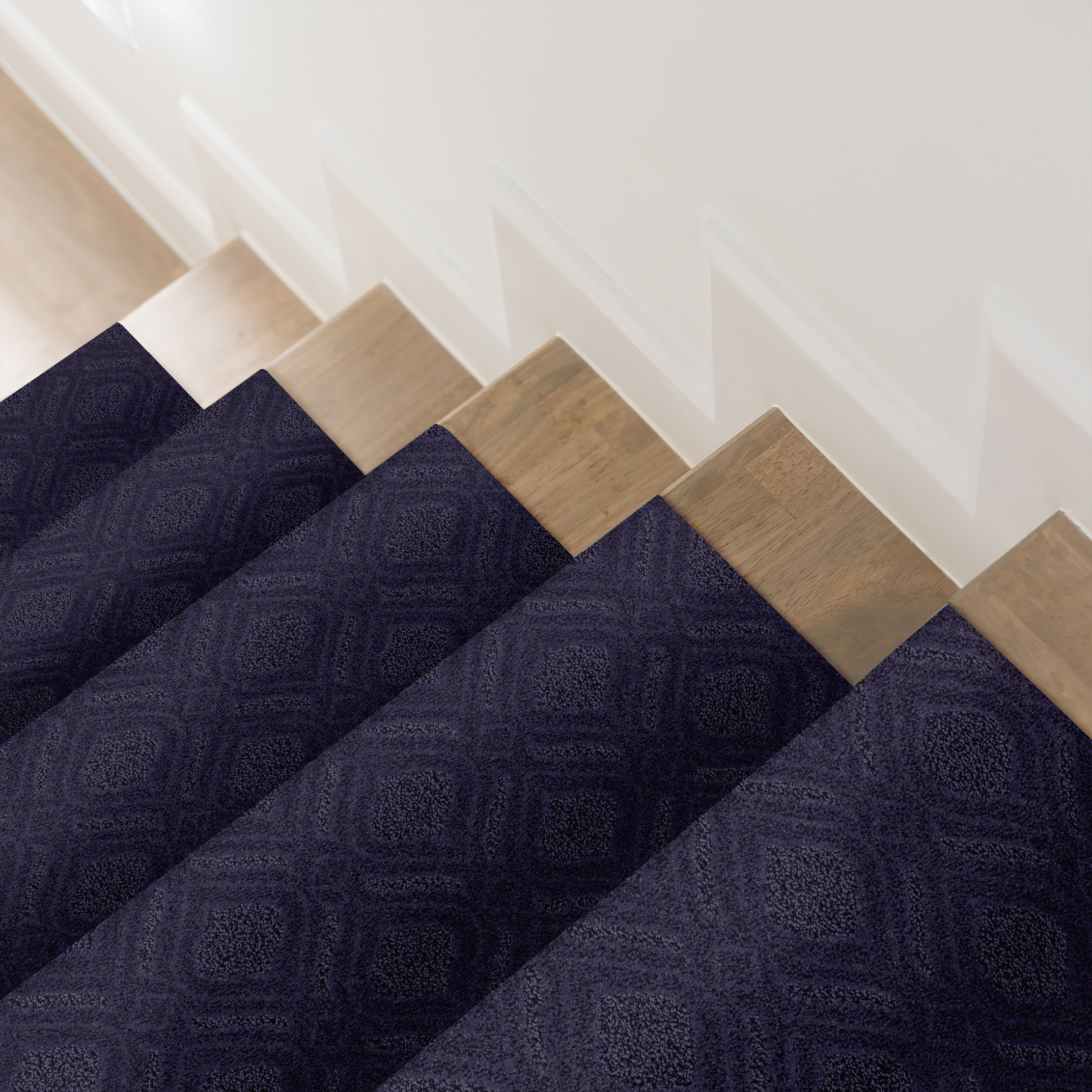 EXPRESSIVE DARK LILAC ROOM