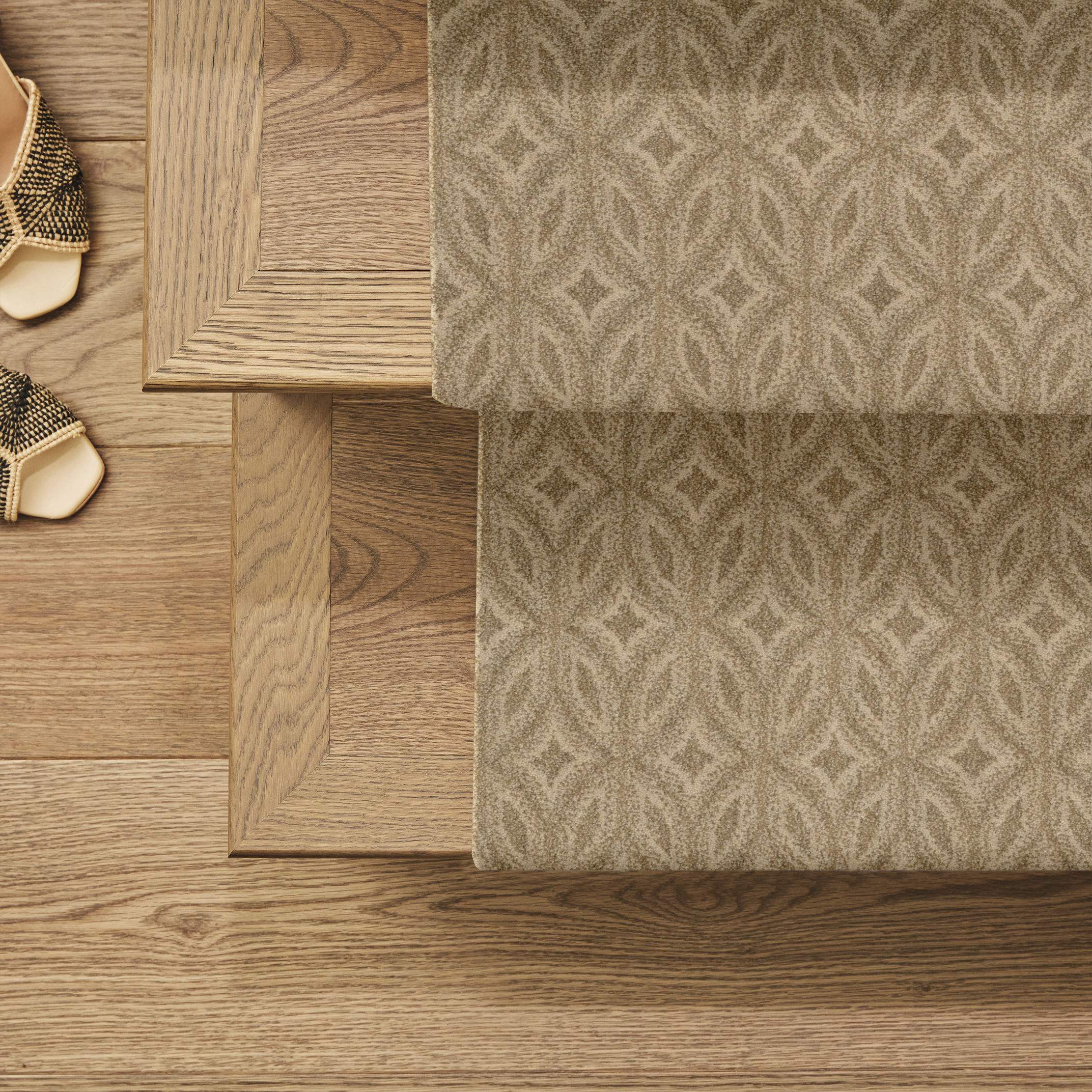 ENLIGHTENED BEACH GRASS ROOM