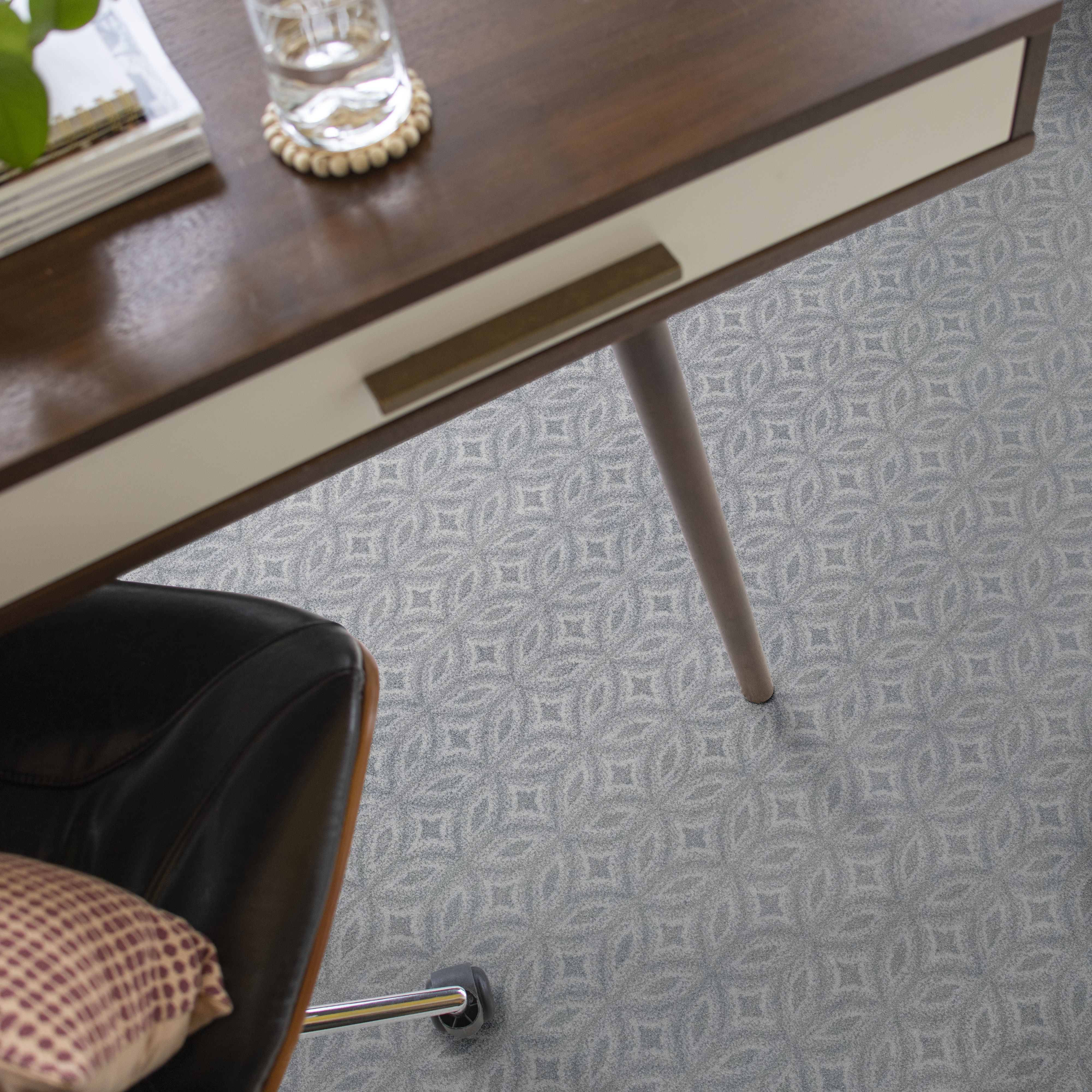 ENLIGHTENED ETHEREAL ROOM in room