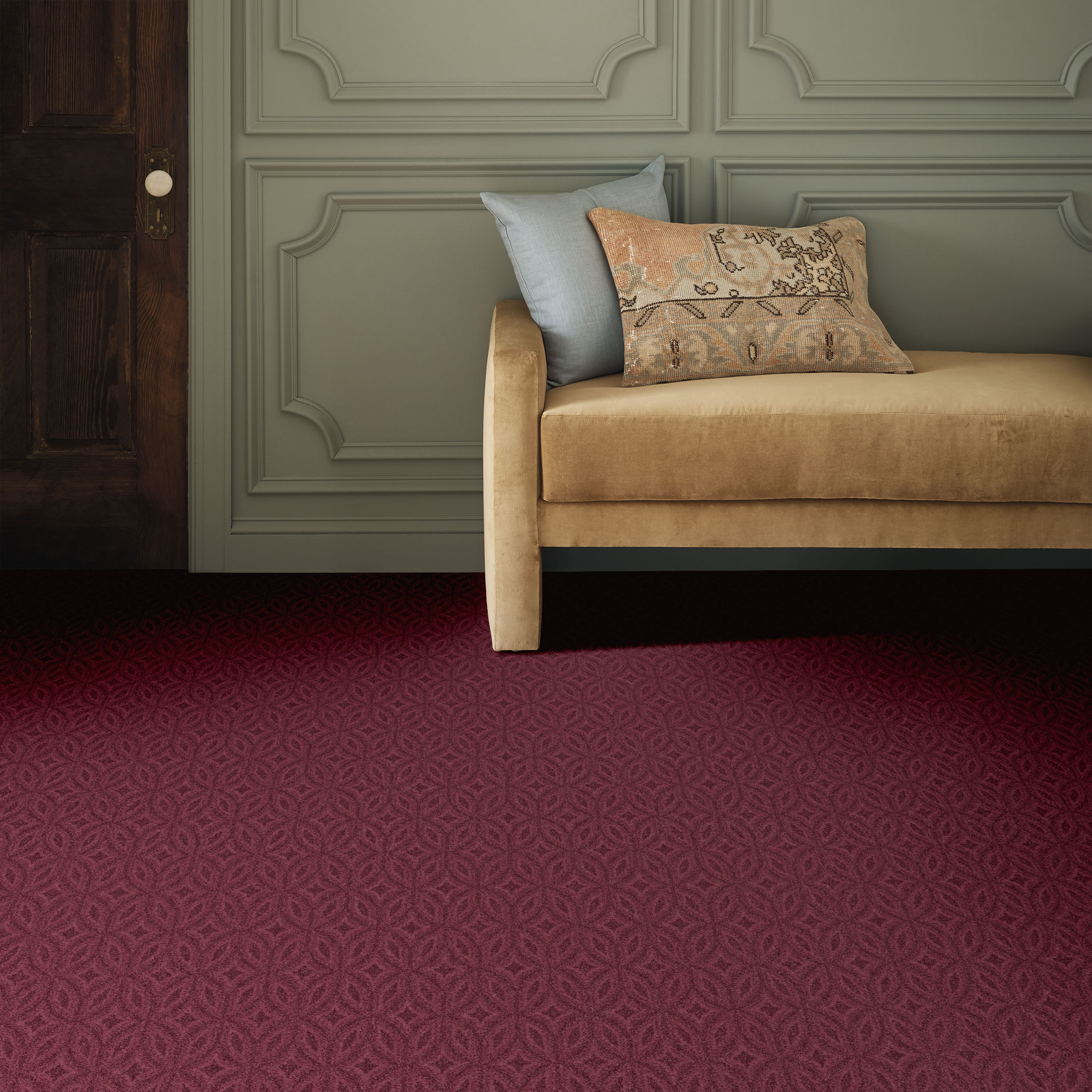 ENLIGHTENED MIXED BERRIES ROOM