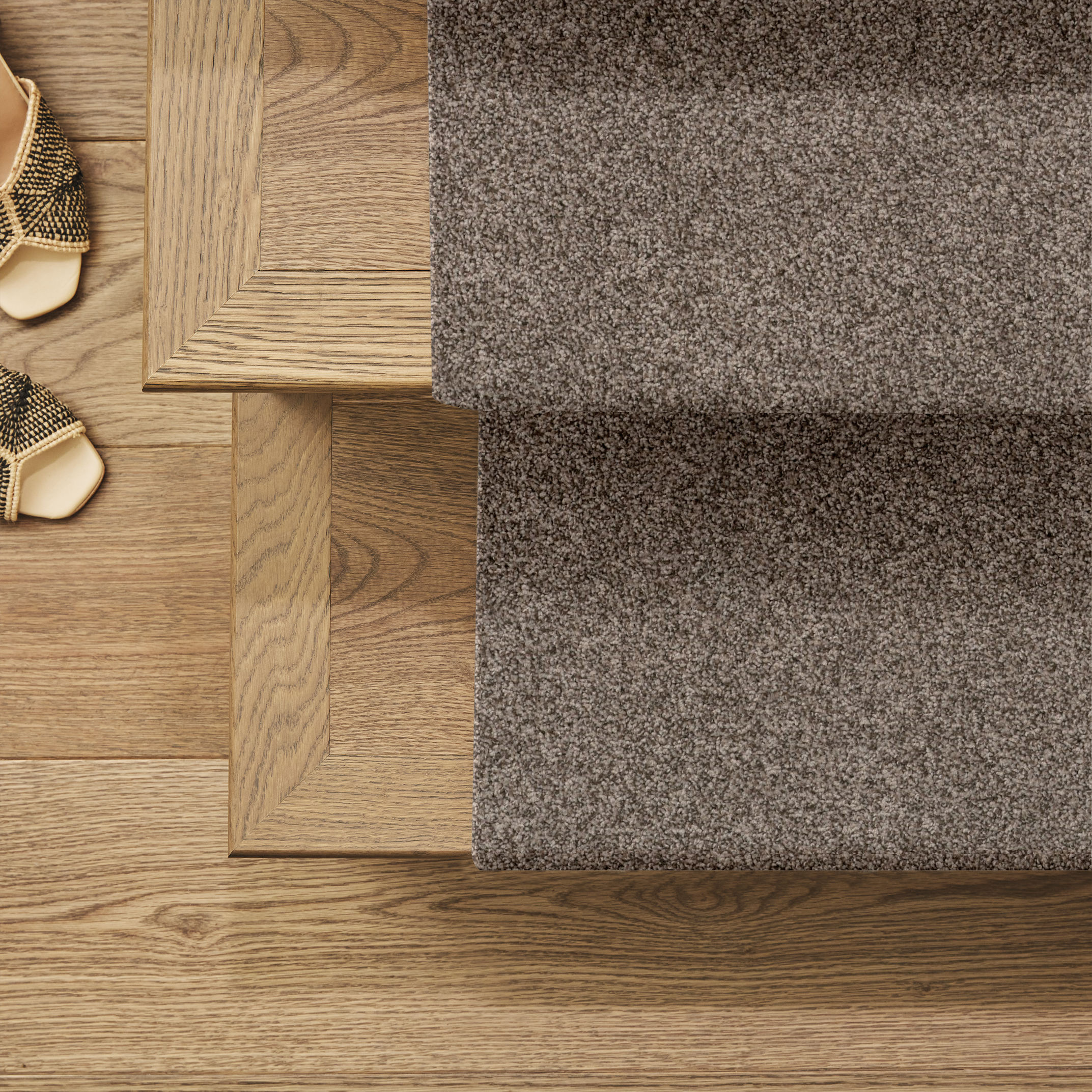 VIA NOVA PALM DESERT ROOM