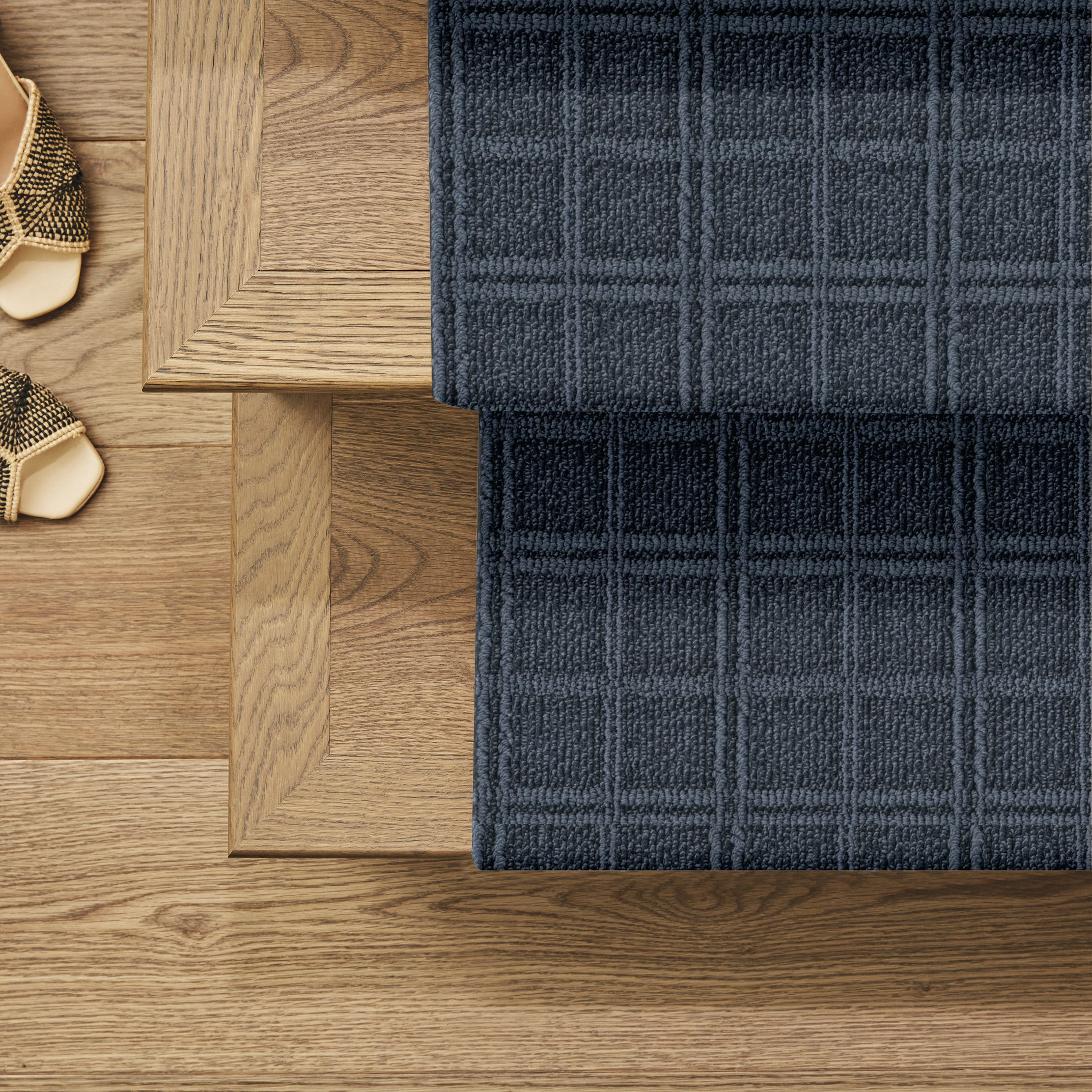 BREEZE BLOCK HARBOR ROOM