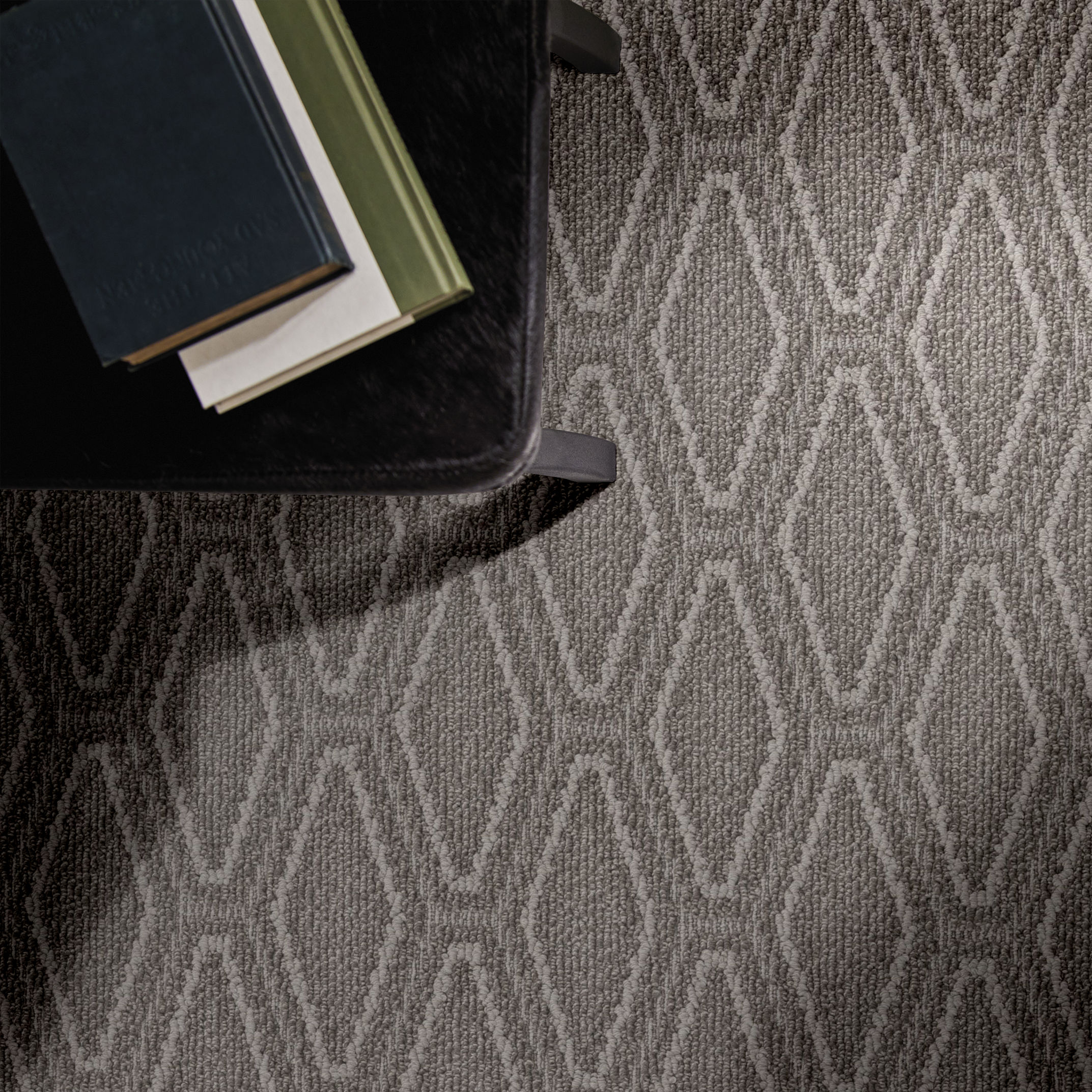 COZY CABLE SILVER POLISH ROOM