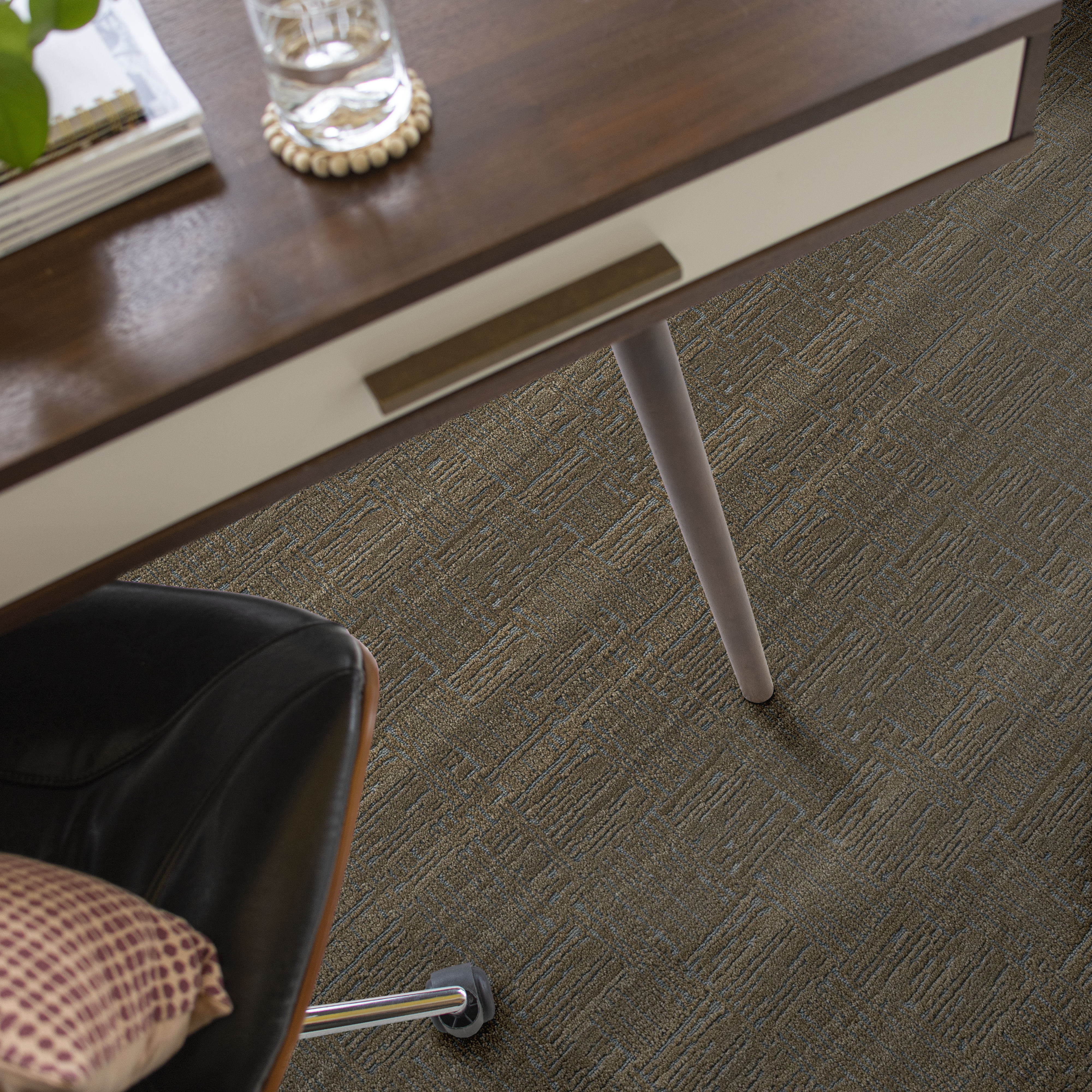 MODERNE PARISIAN BLUE ROOM in room