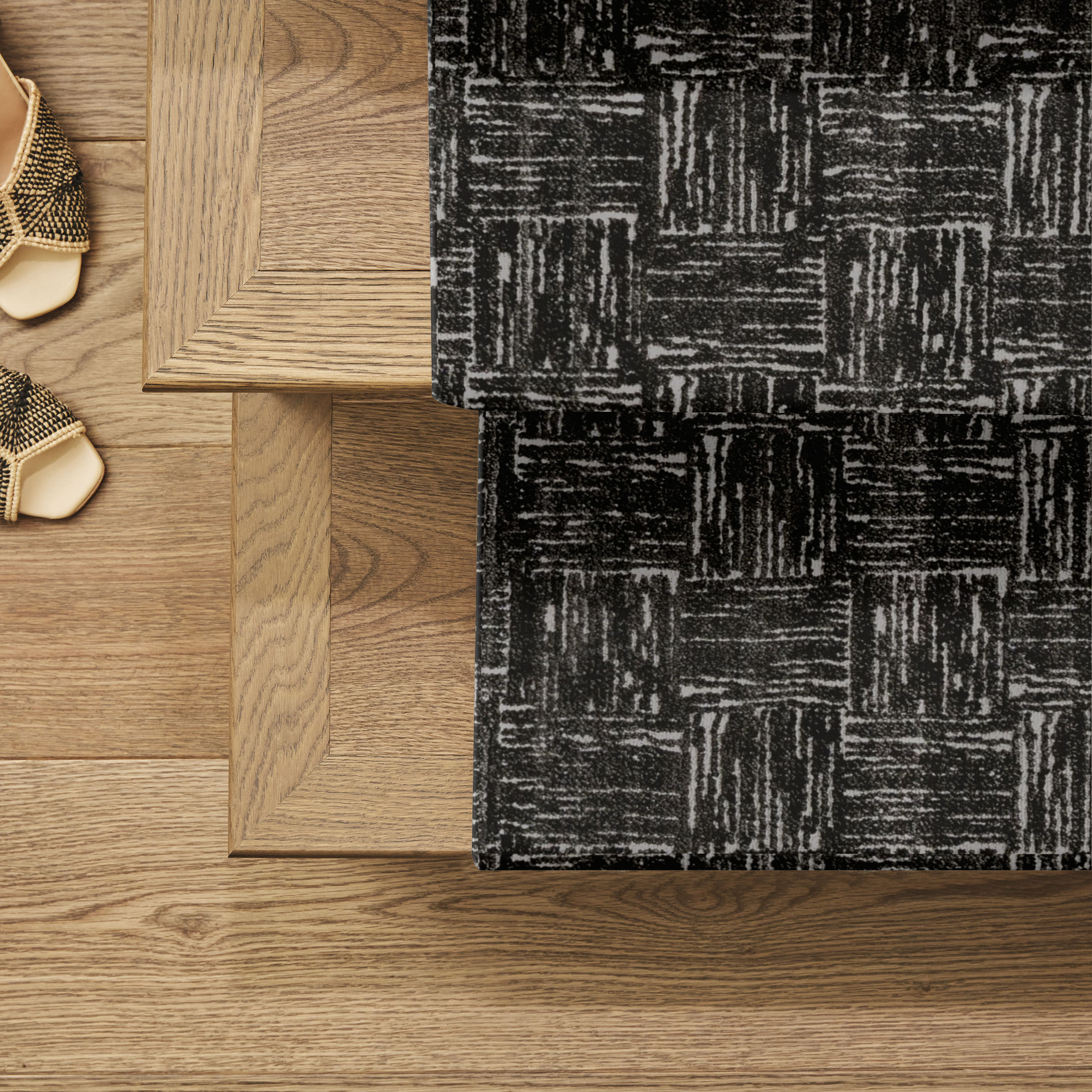 MODERNE WROUGHT IRON ROOM