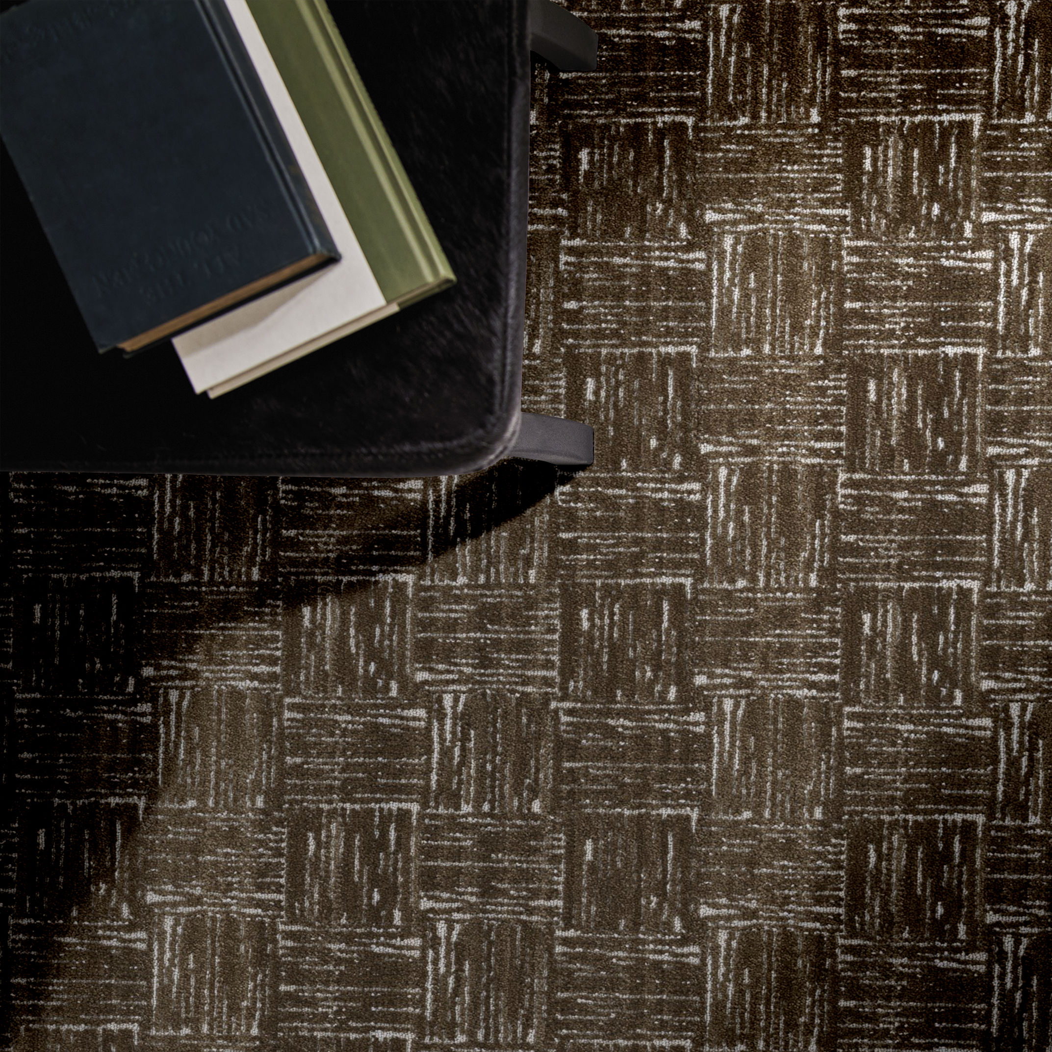 MODERNE LEATHER LUGGAGE ROOM