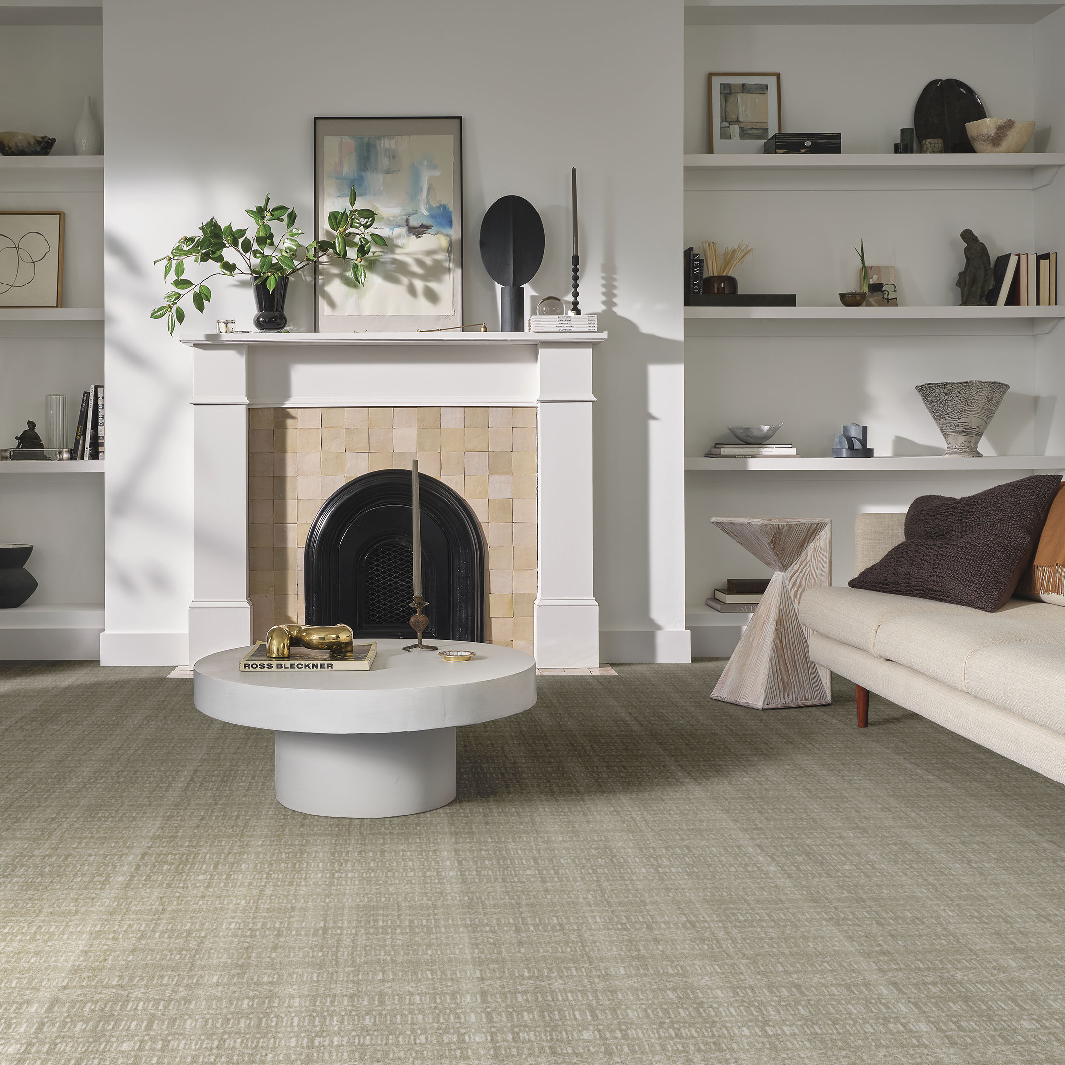 BATIQUE CRYSTAL CHANDELIER ROOM