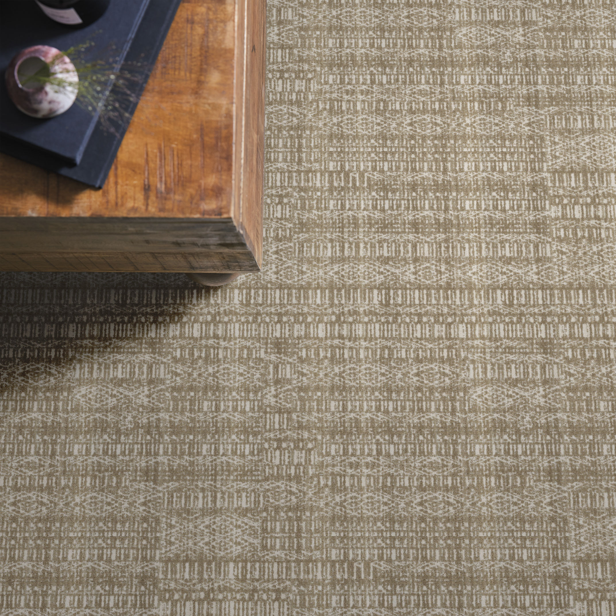 BATIQUE WARM LIGHT ROOM