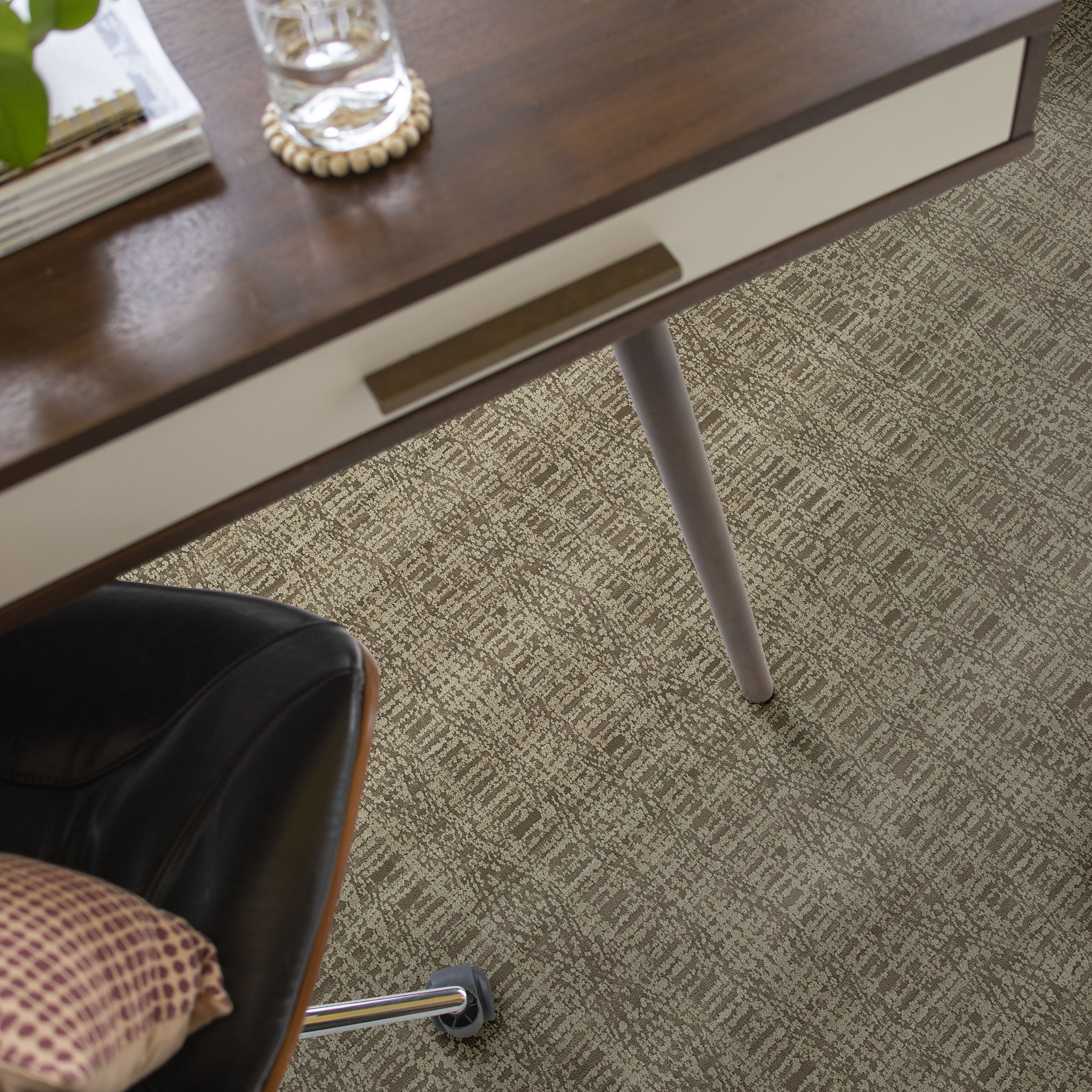 BATIQUE AGED PARCHMENT ROOM in room