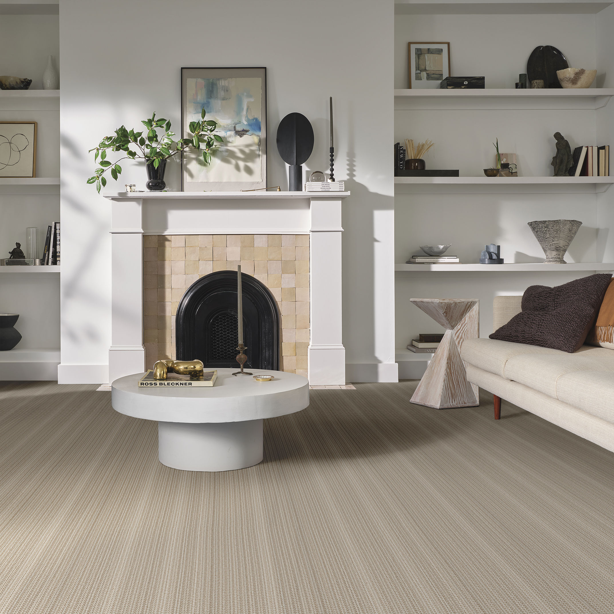 MARQUET GOLD BAND ROOM