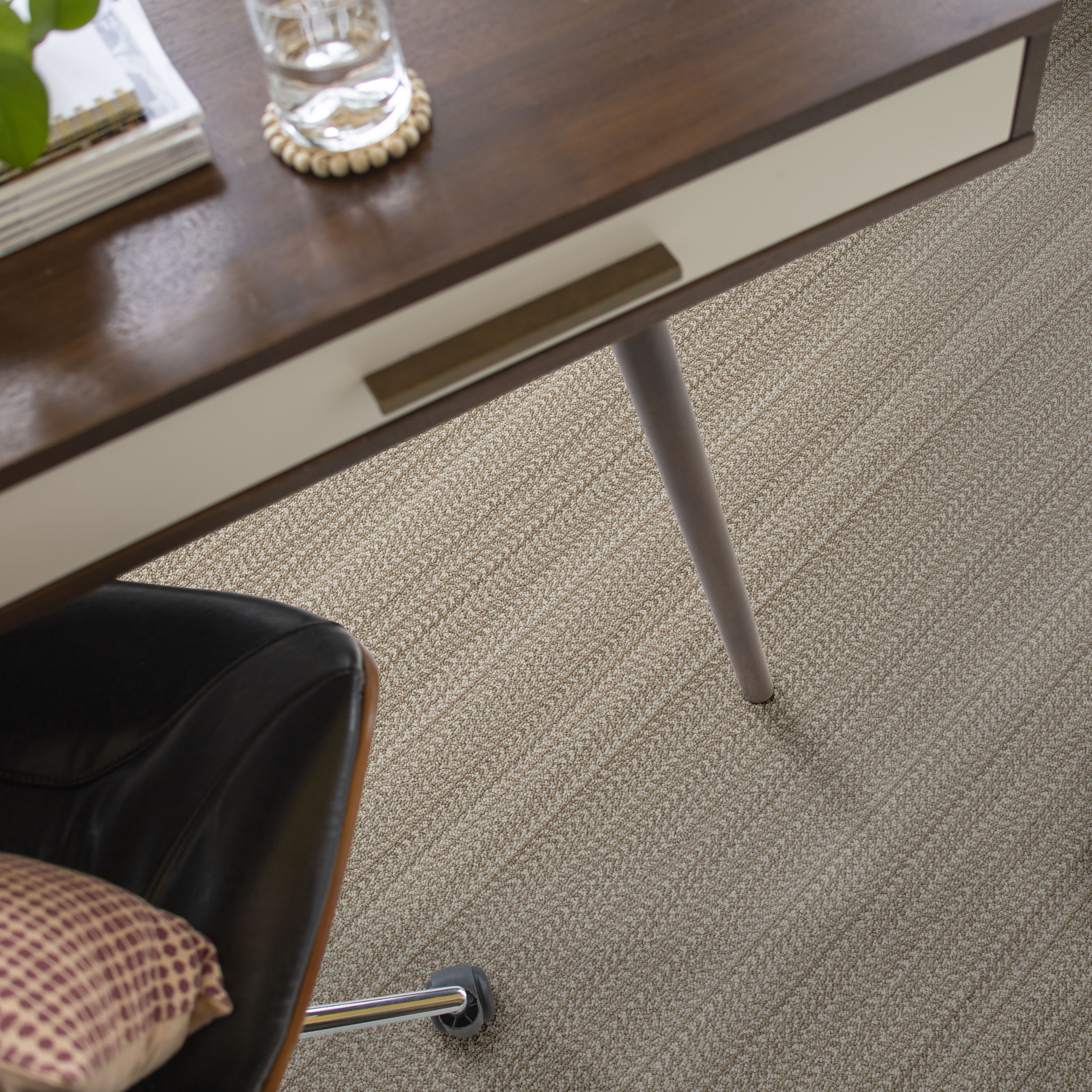 MARQUET NATURAL FIBER ROOM in room