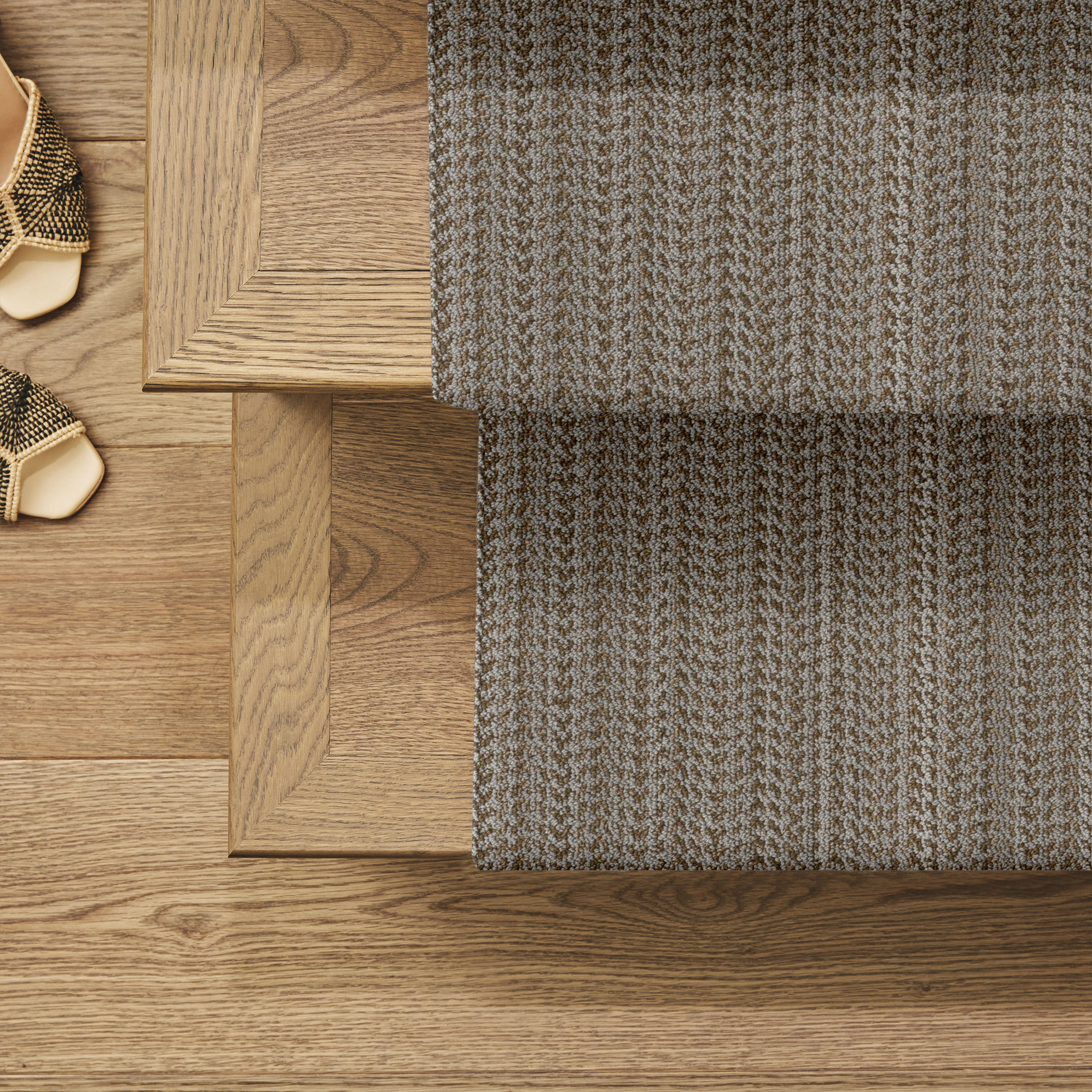 MARQUET FORMAL STAIRCASE ROOM