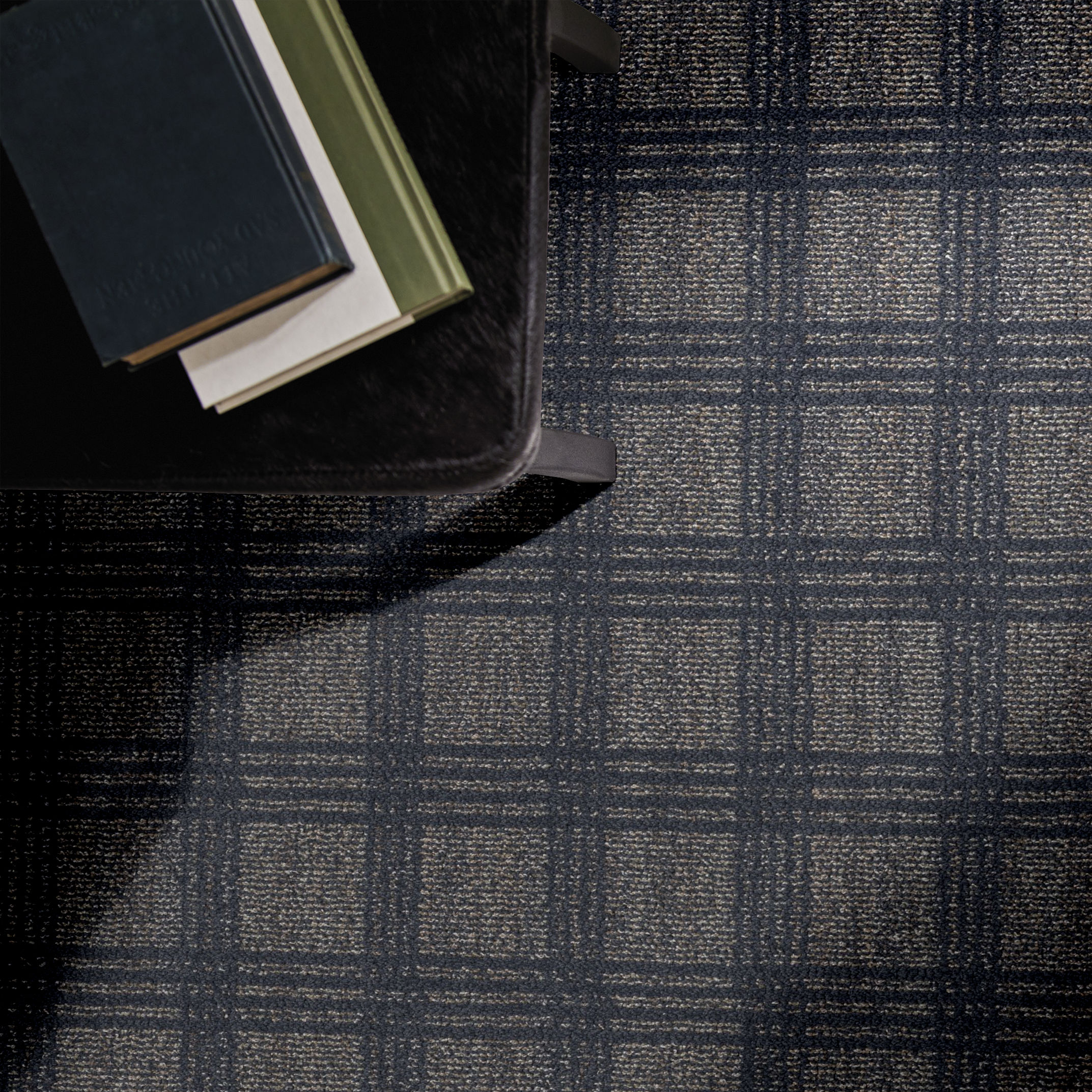 COLLAB MOODY BLUE ROOM