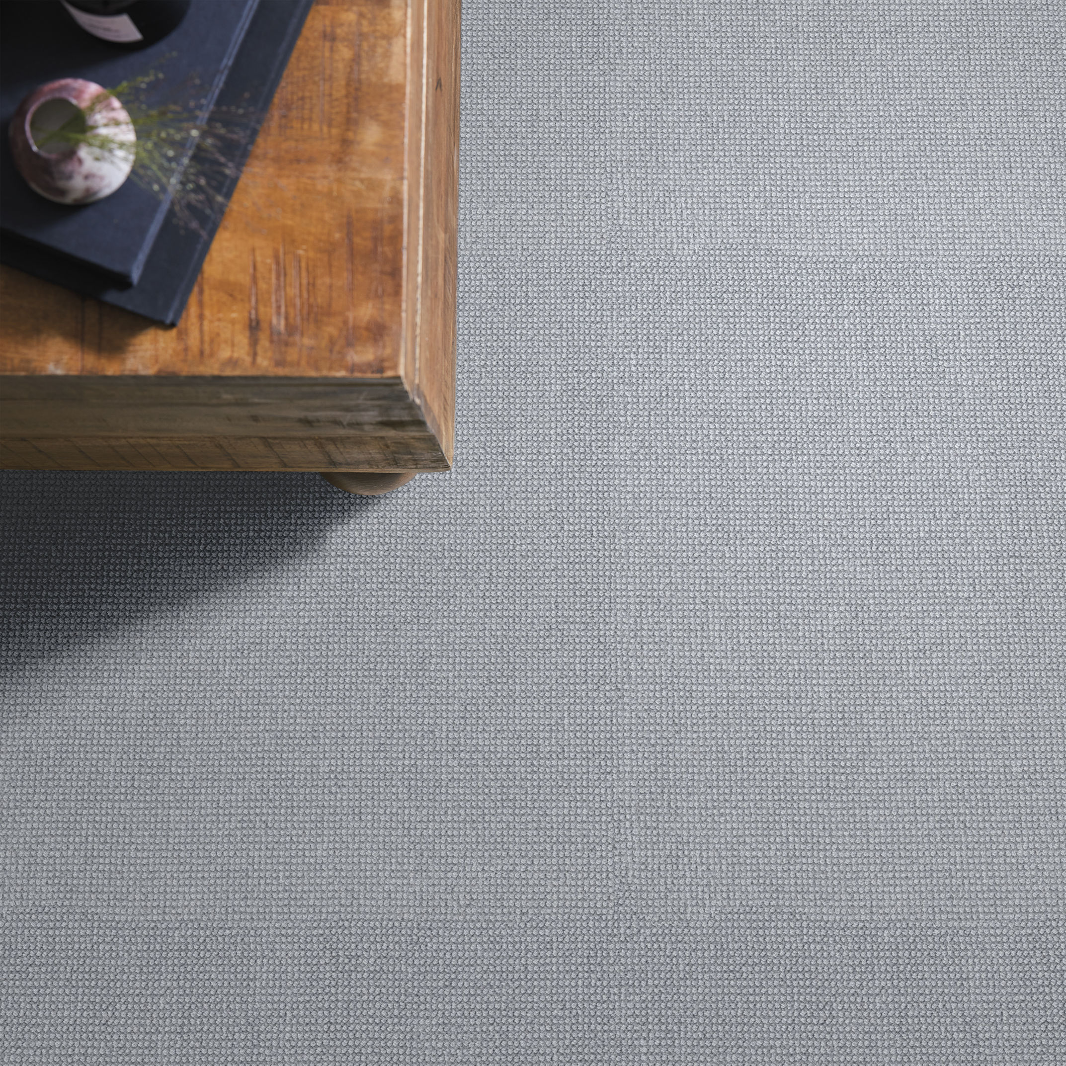 ALLURING OPALINE ROOM