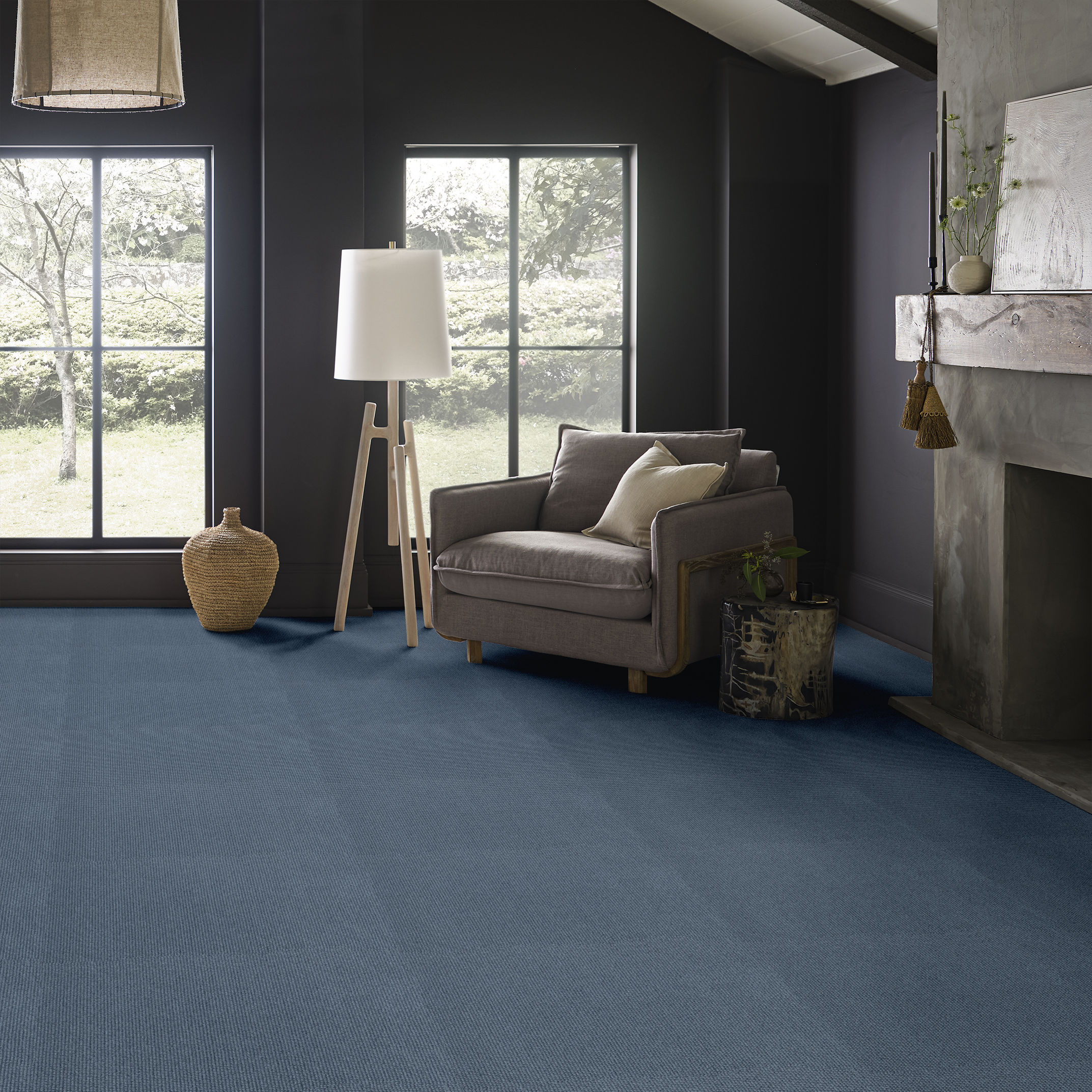 ALLURING AZURITE ROOM