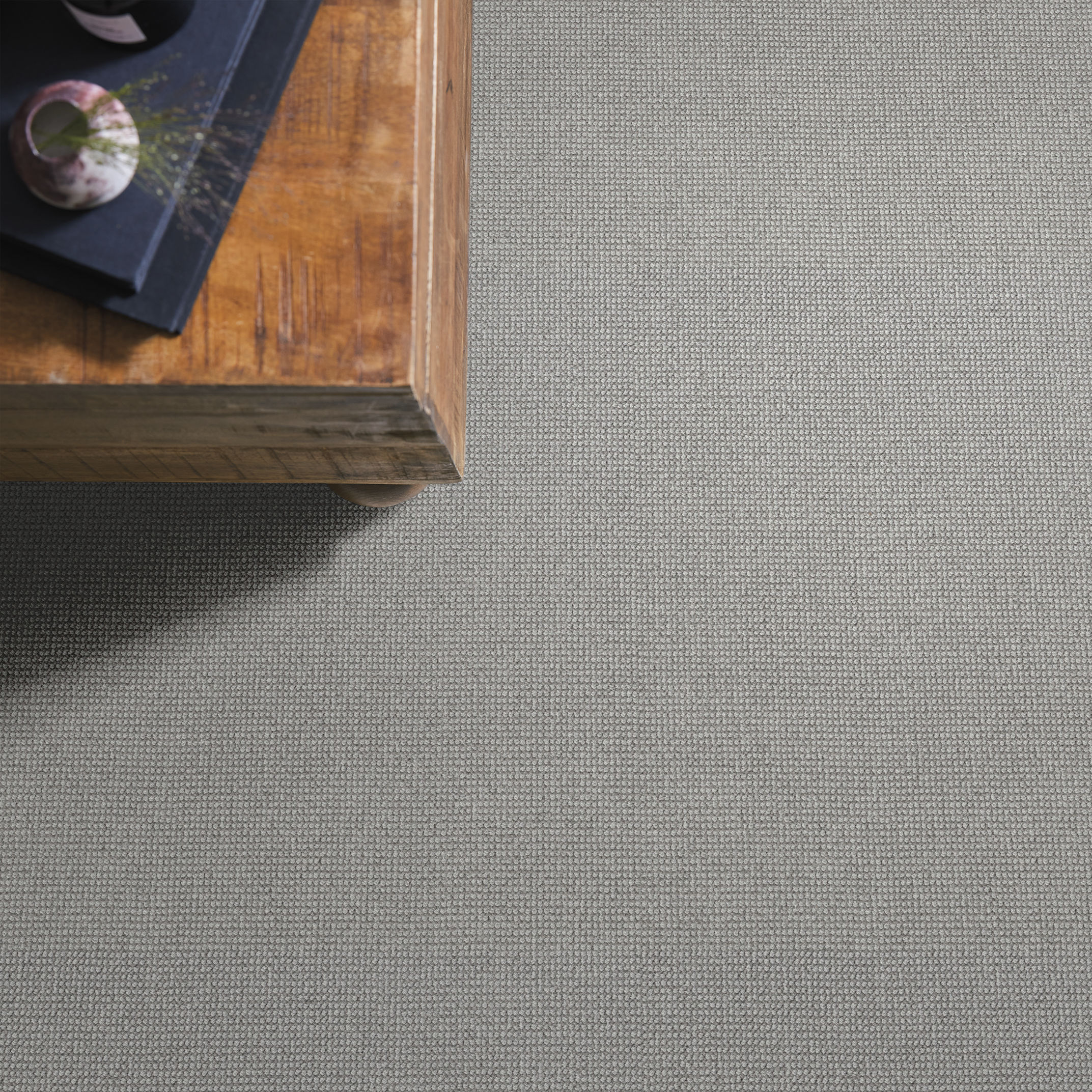 ALLURING TITANIUM ROOM