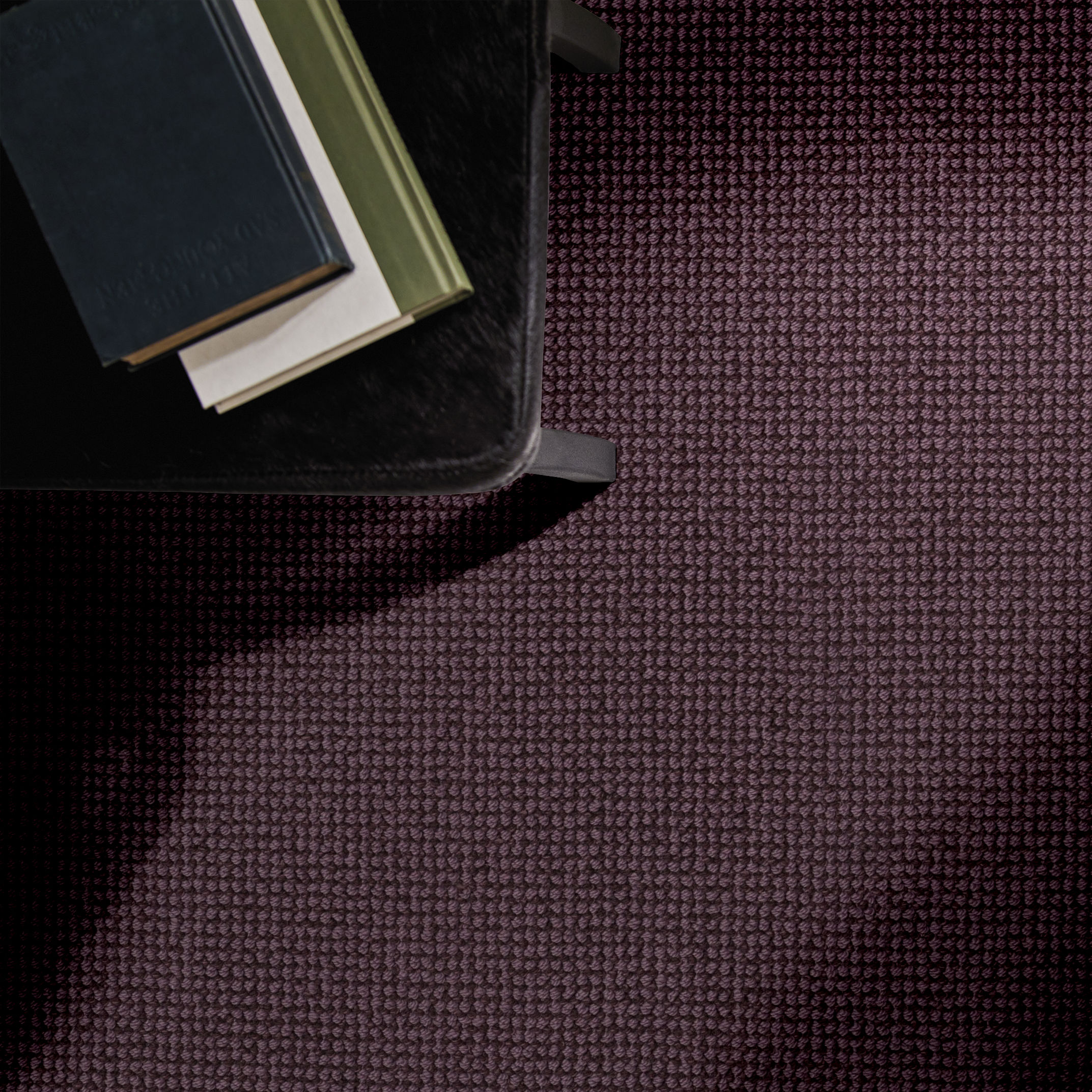 ALLURING PLUMWOOD ROOM