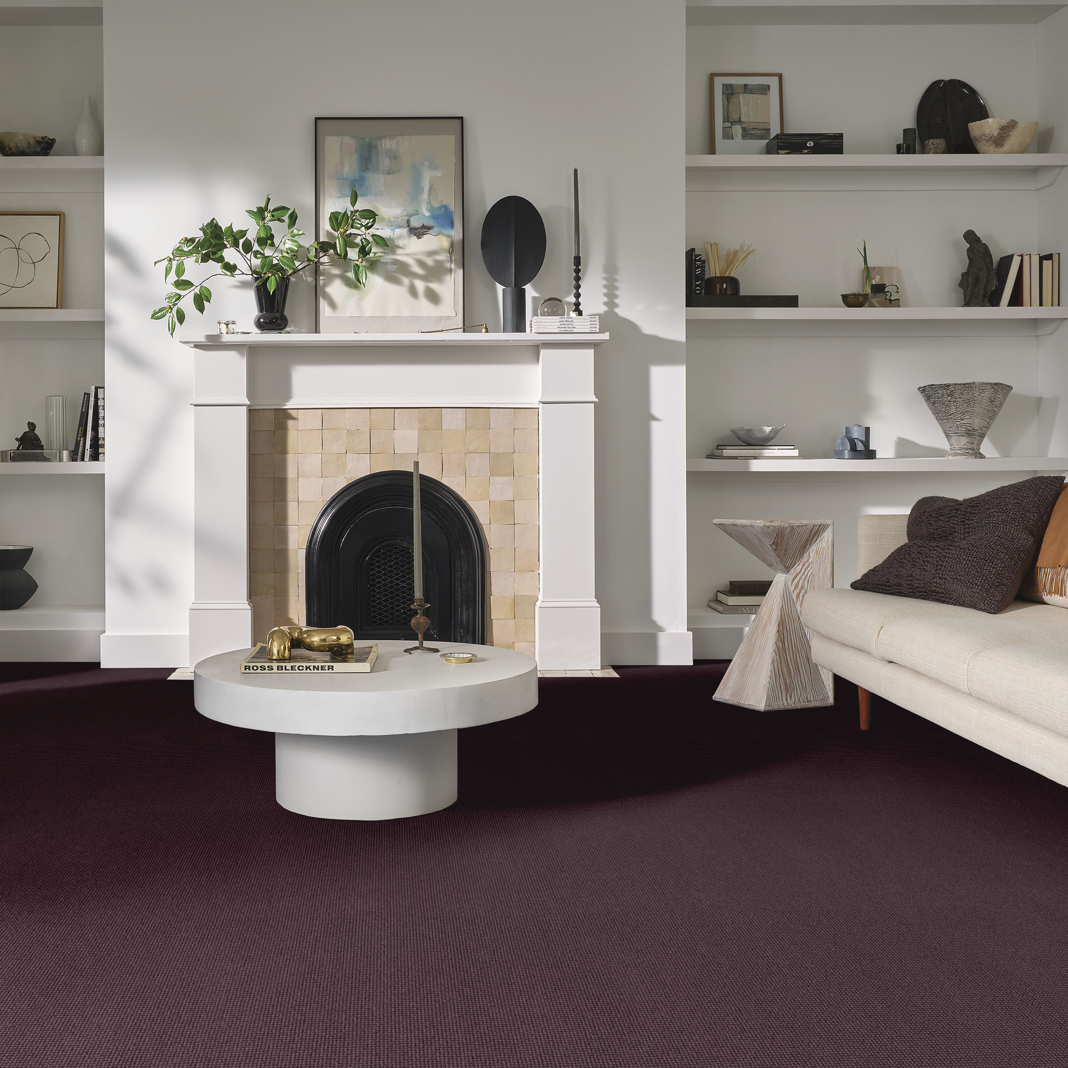 ALLURING PLUMWOOD ROOM