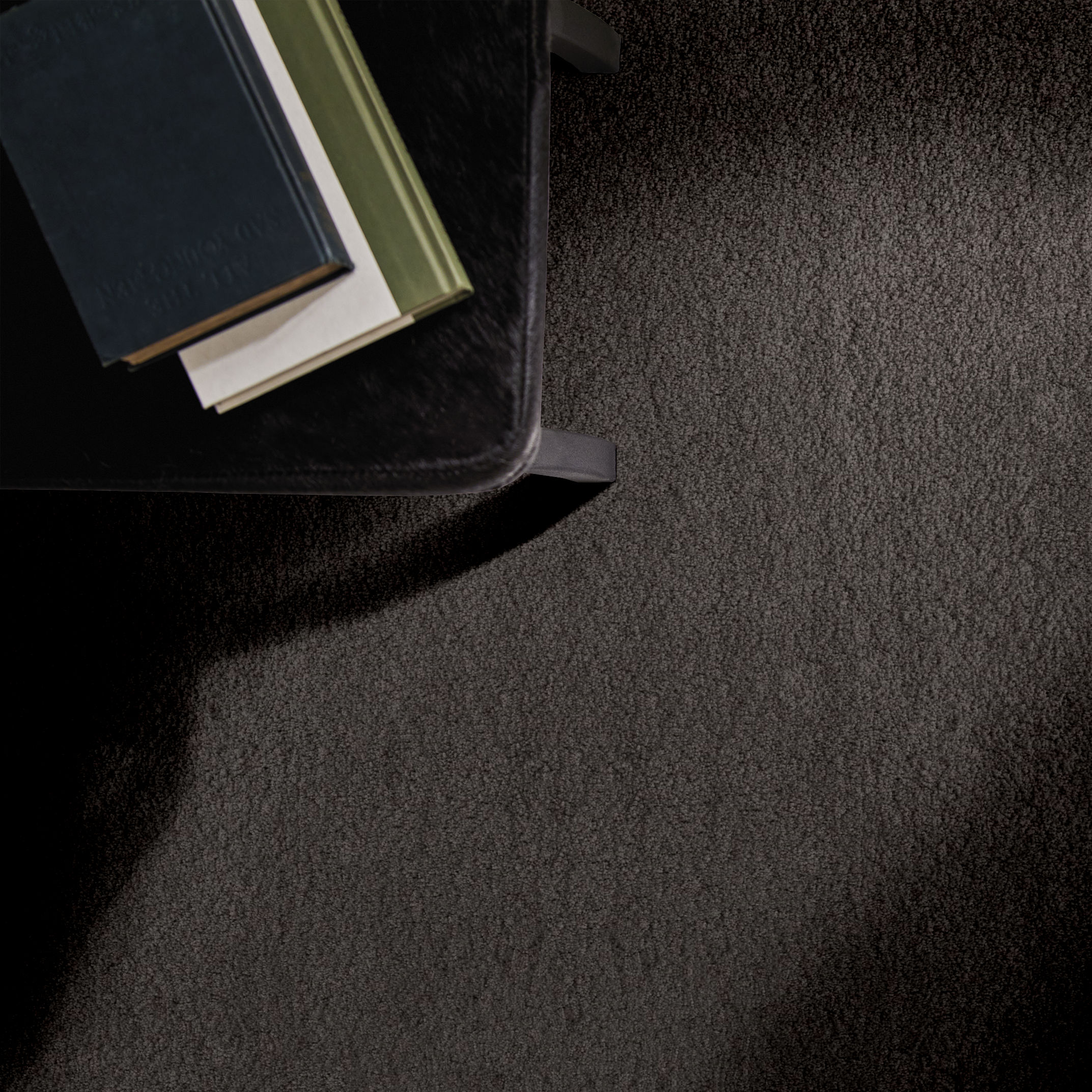 LUXE FEEL I ARMORY ROOM