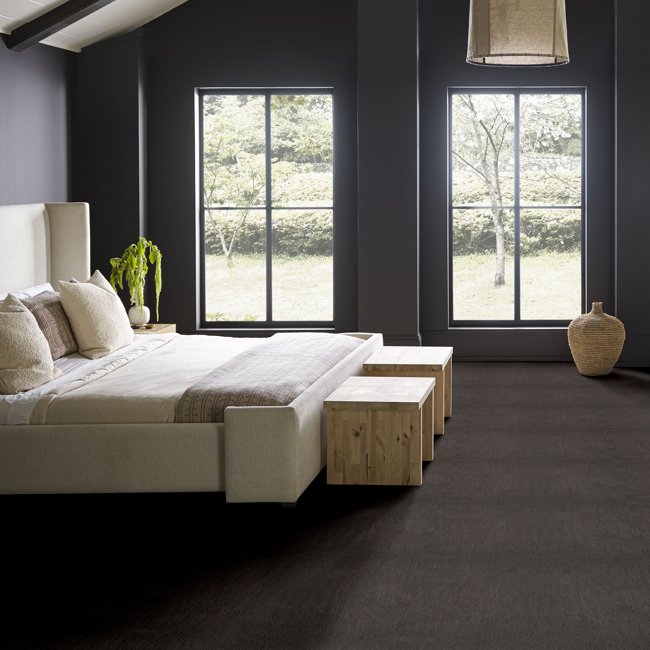 LUXE FEEL I ARMORY ROOM