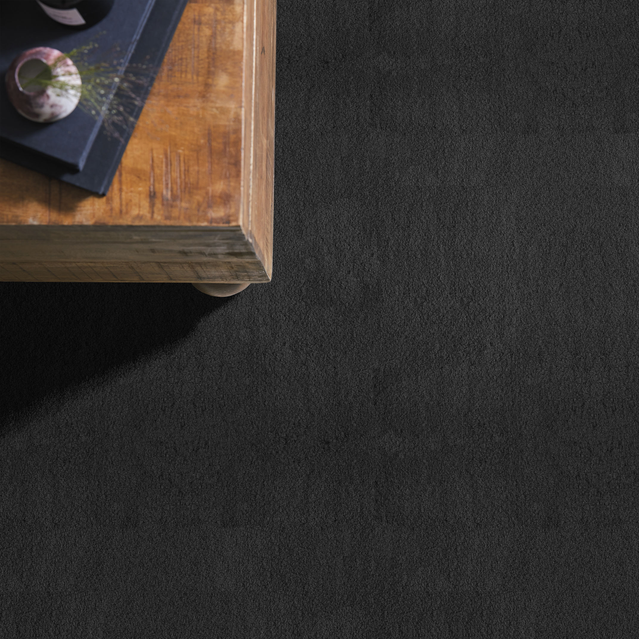 LUXE FEEL I BLACKOUT ROOM