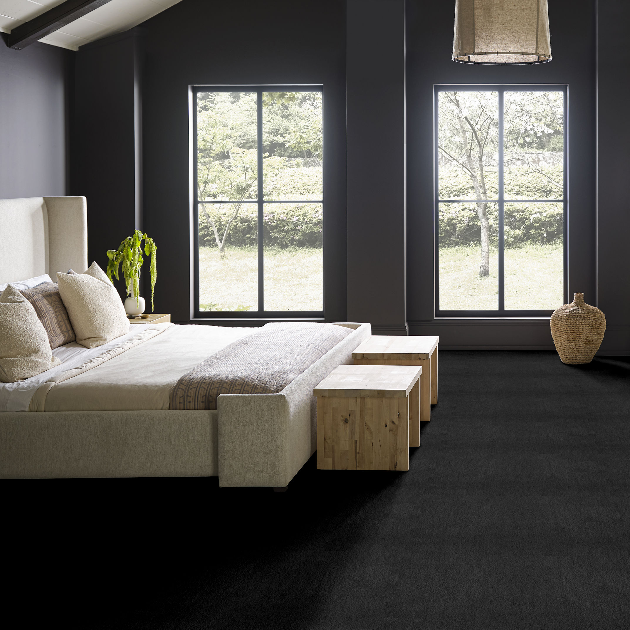 LUXE FEEL I BLACKOUT ROOM